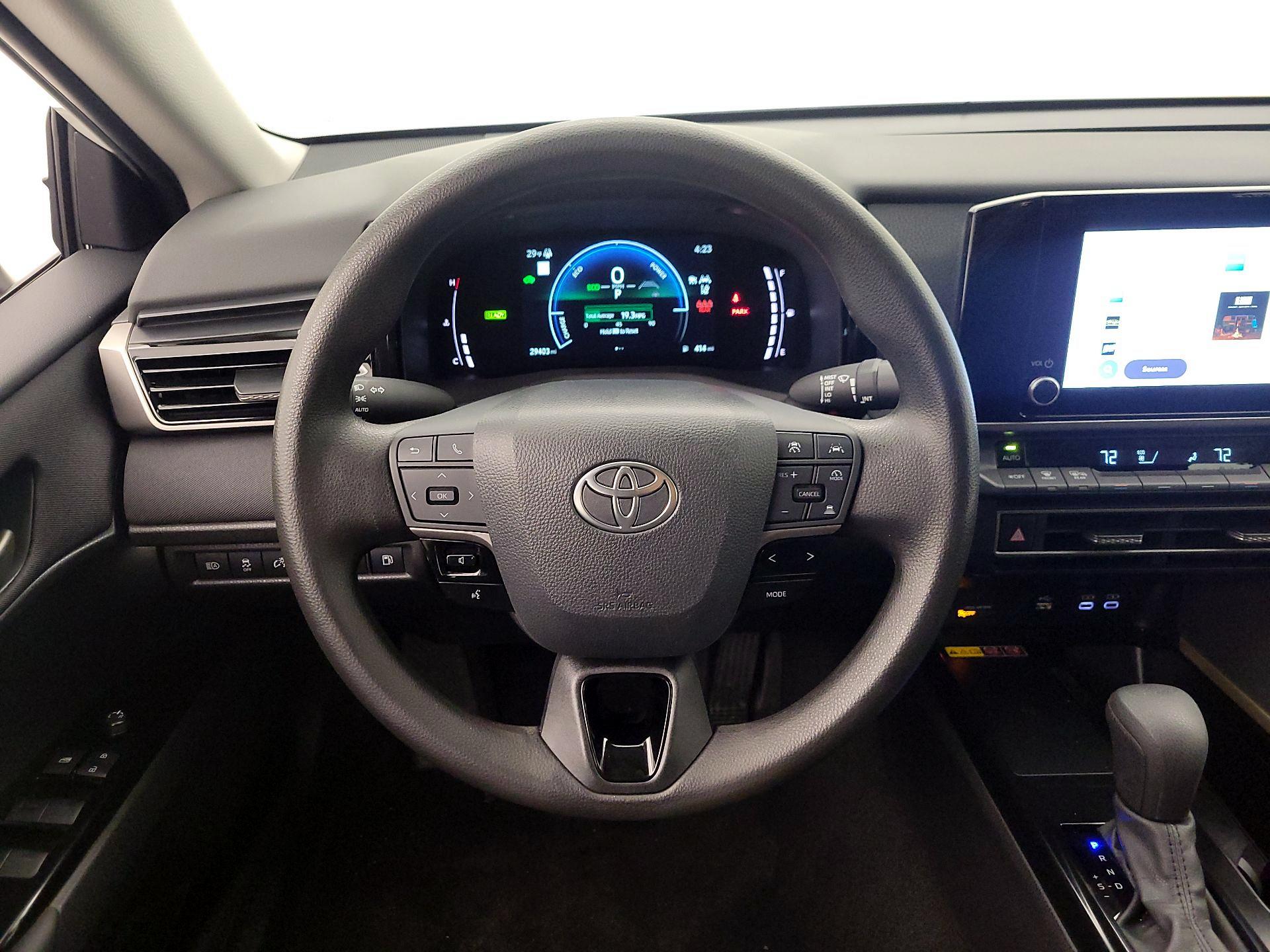 Thumbnail: 2025 Toyota Camry - 10