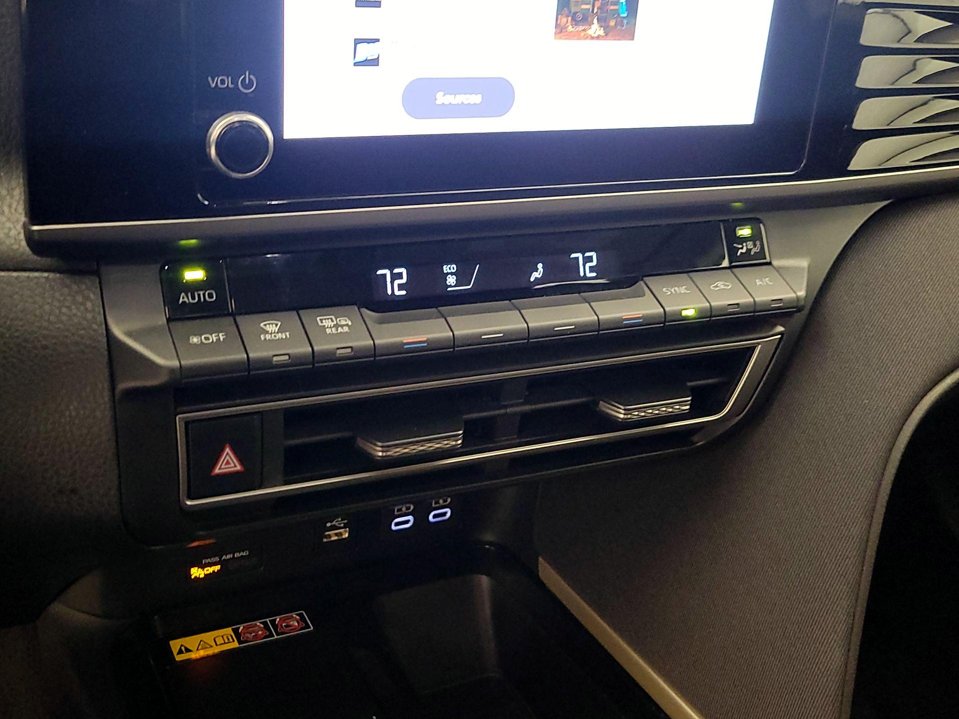 Thumbnail: 2025 Toyota Camry - 16