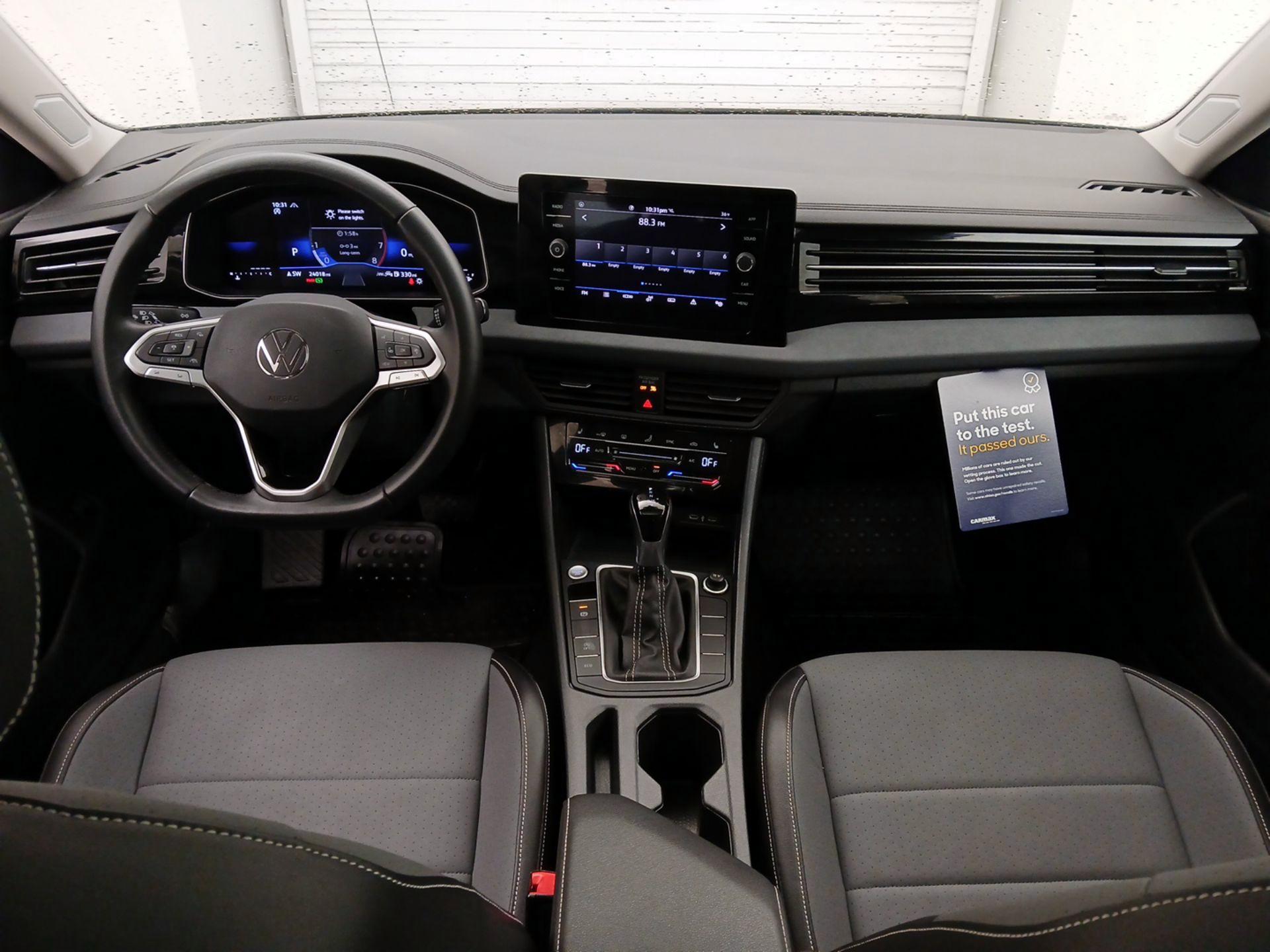 Thumbnail: 2025 Volkswagen Jetta - 9