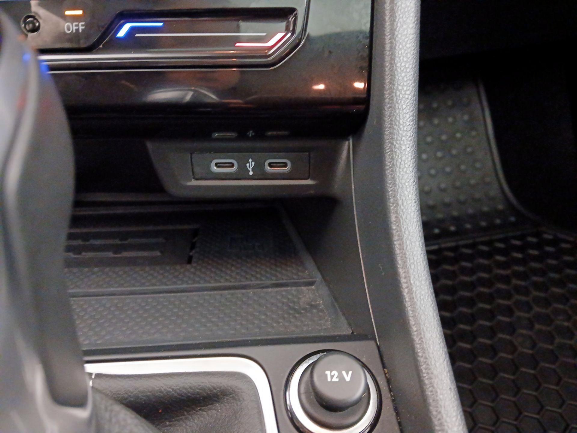 Thumbnail: 2025 Volkswagen Jetta - 18