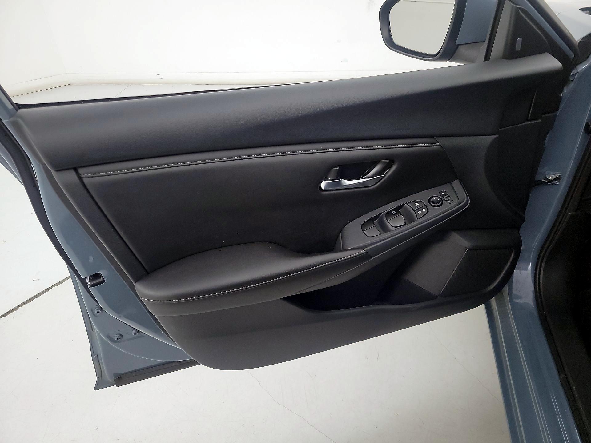 Thumbnail: 2024 Nissan Sentra - 12