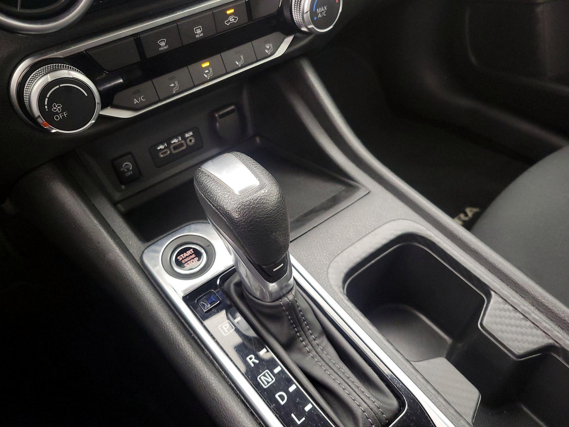 Thumbnail: 2024 Nissan Sentra - 17