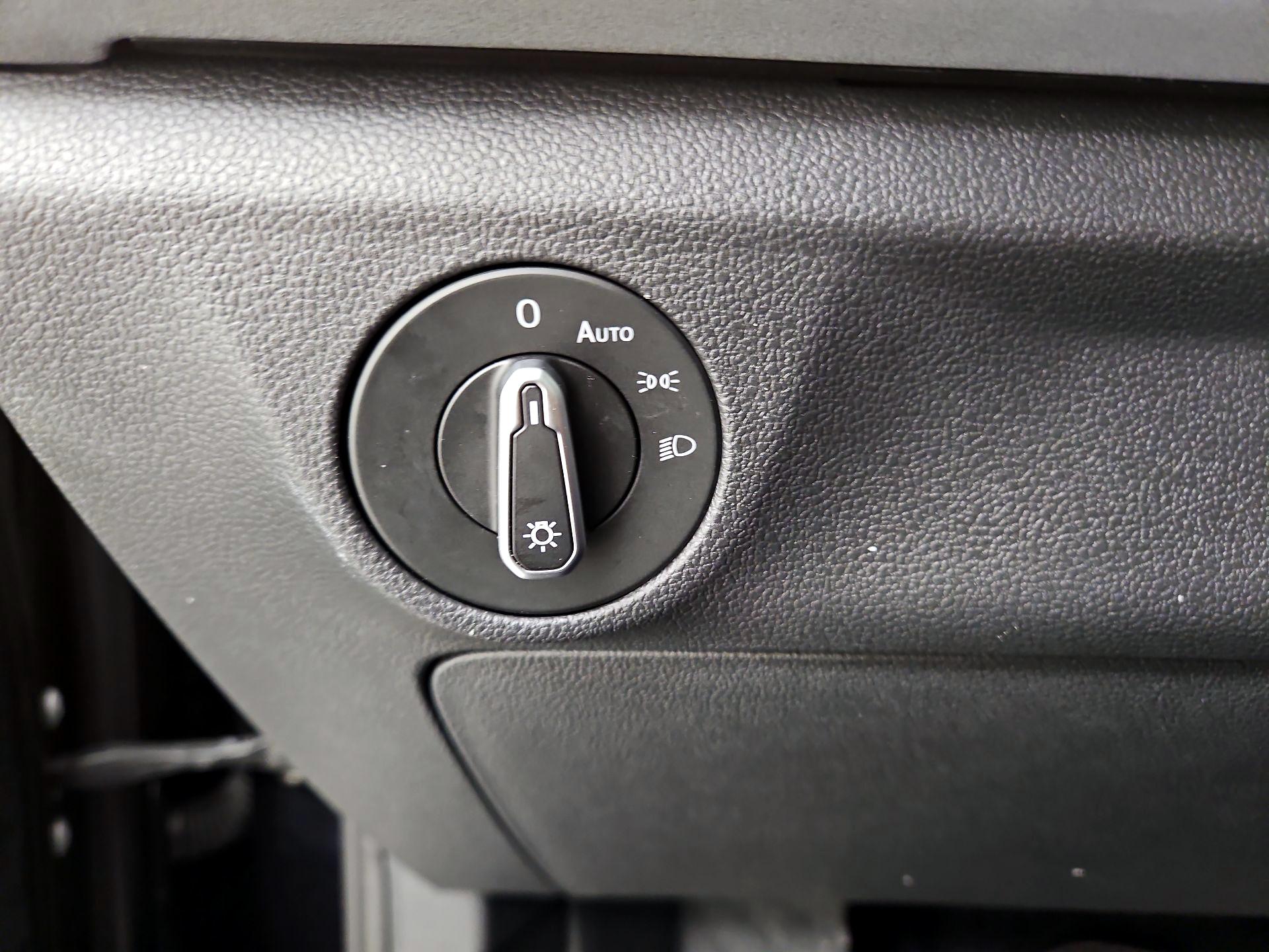 Thumbnail: 2025 Volkswagen Jetta - 13