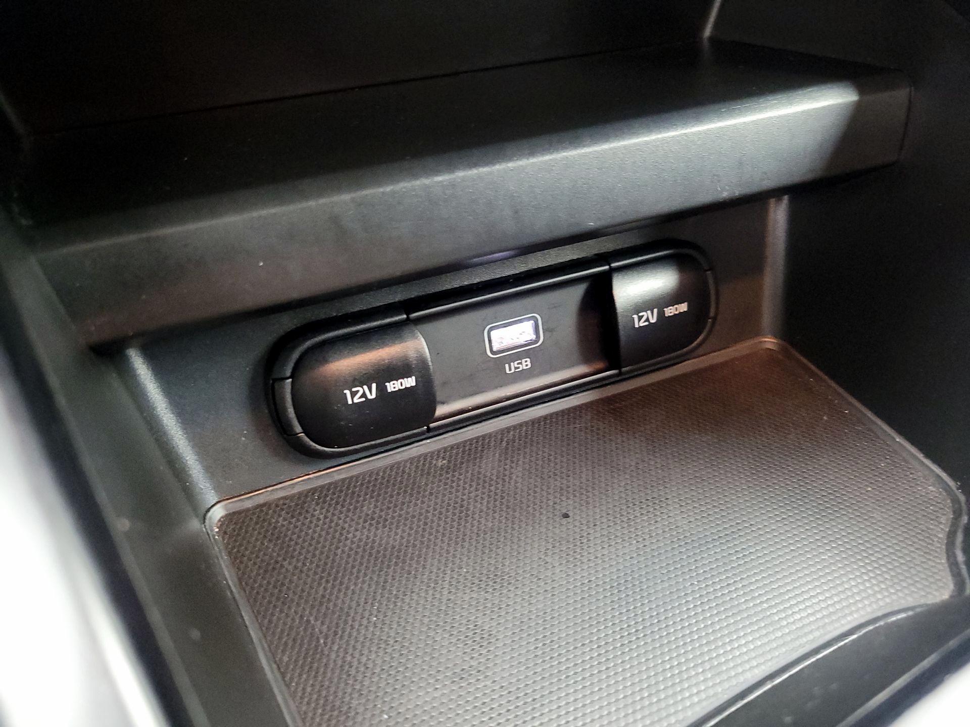 Thumbnail: 2025 Kia Soul - 18