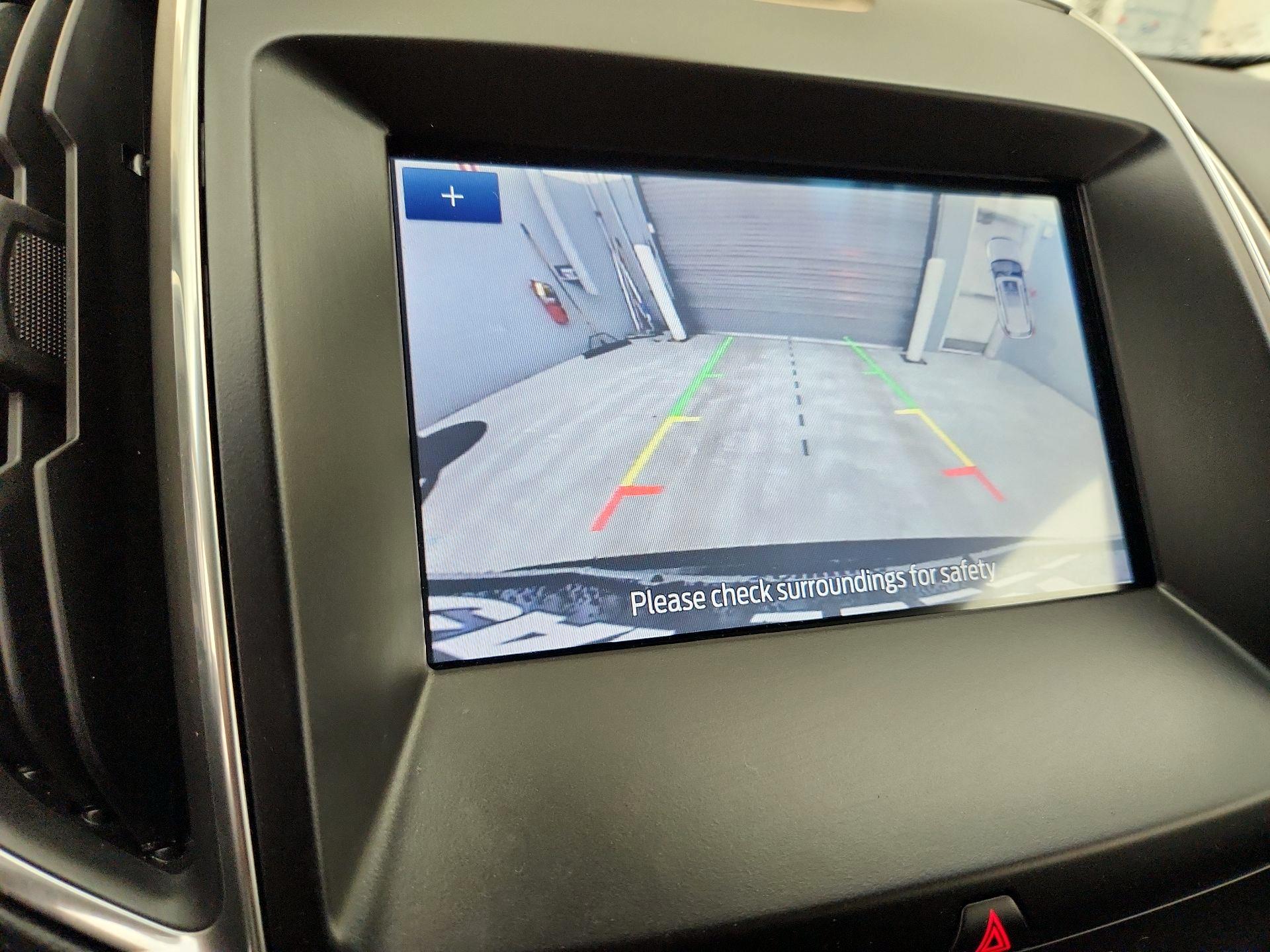 Thumbnail: 2020 Ford Edge - 14