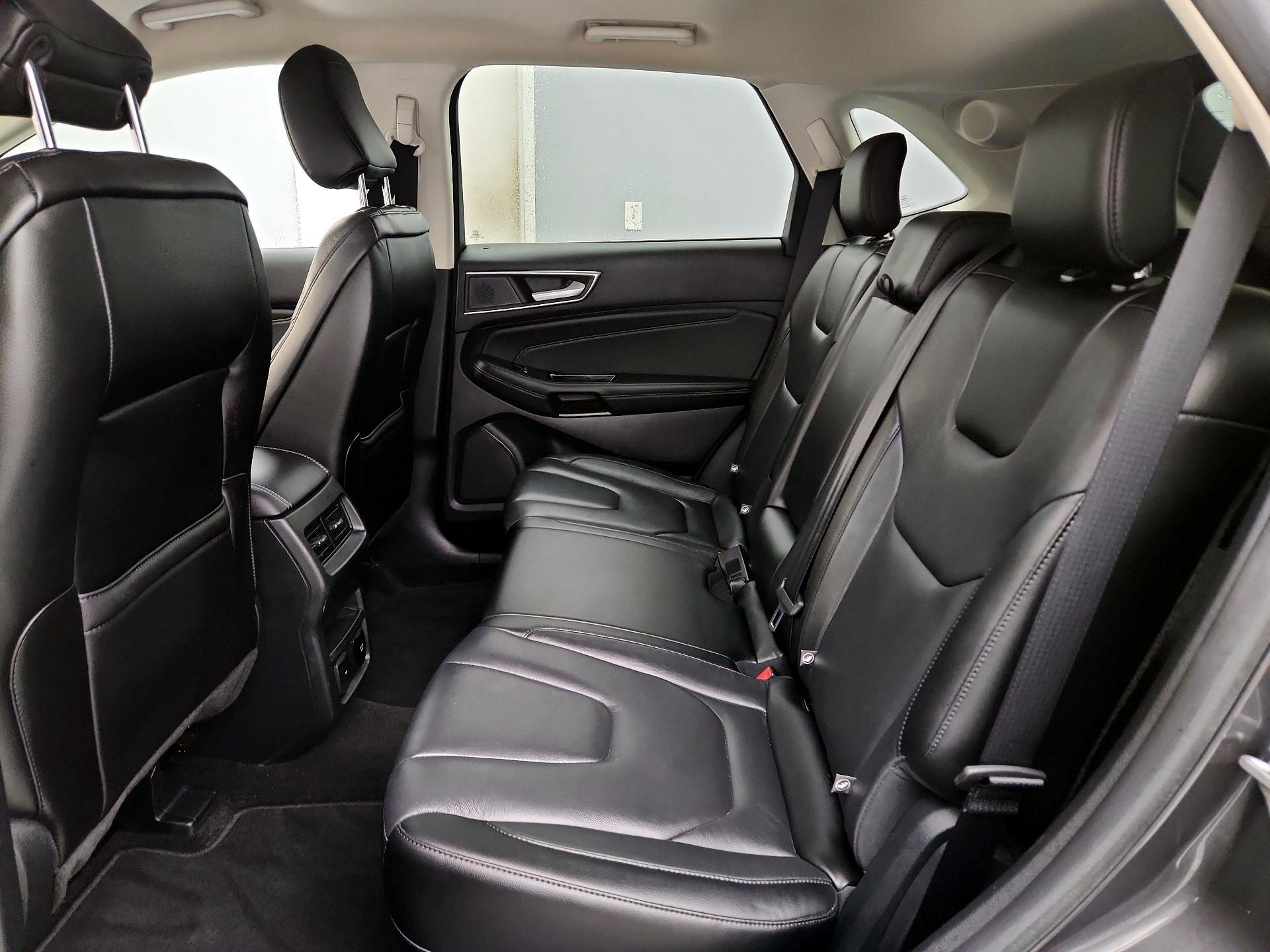 Thumbnail: 2020 Ford Edge - 19