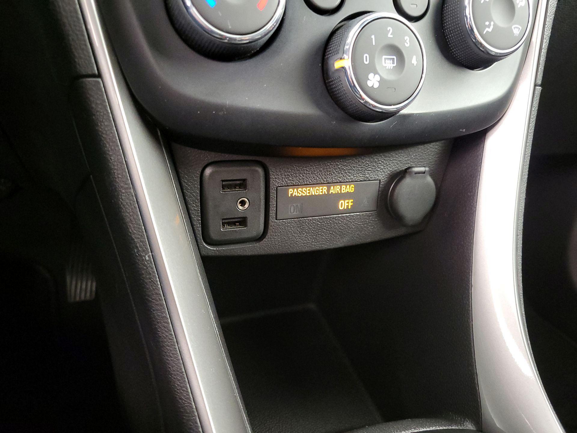 Thumbnail: 2019 Chevrolet Trax - 18