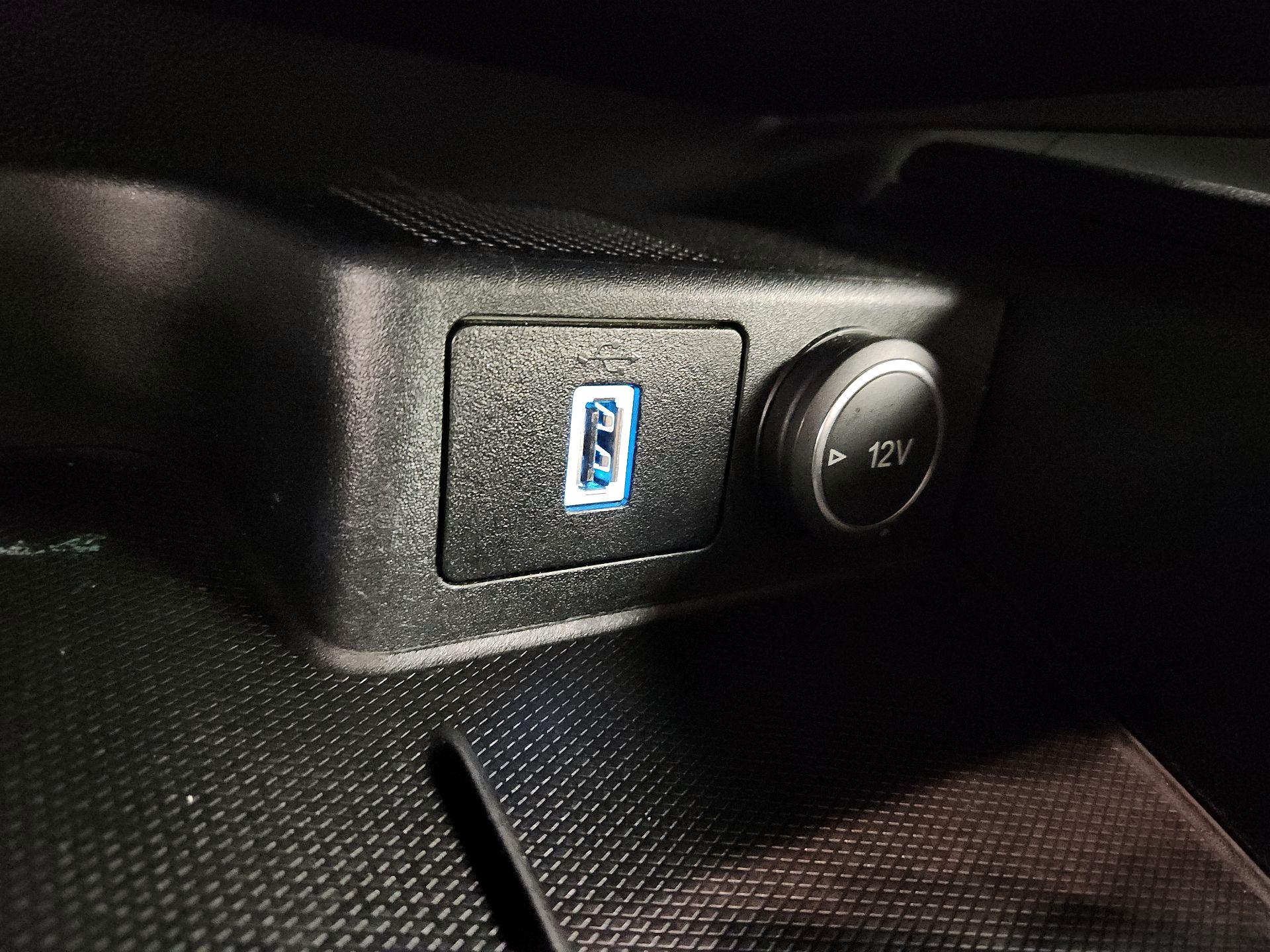 Thumbnail: 2020 Ford Escape - 18