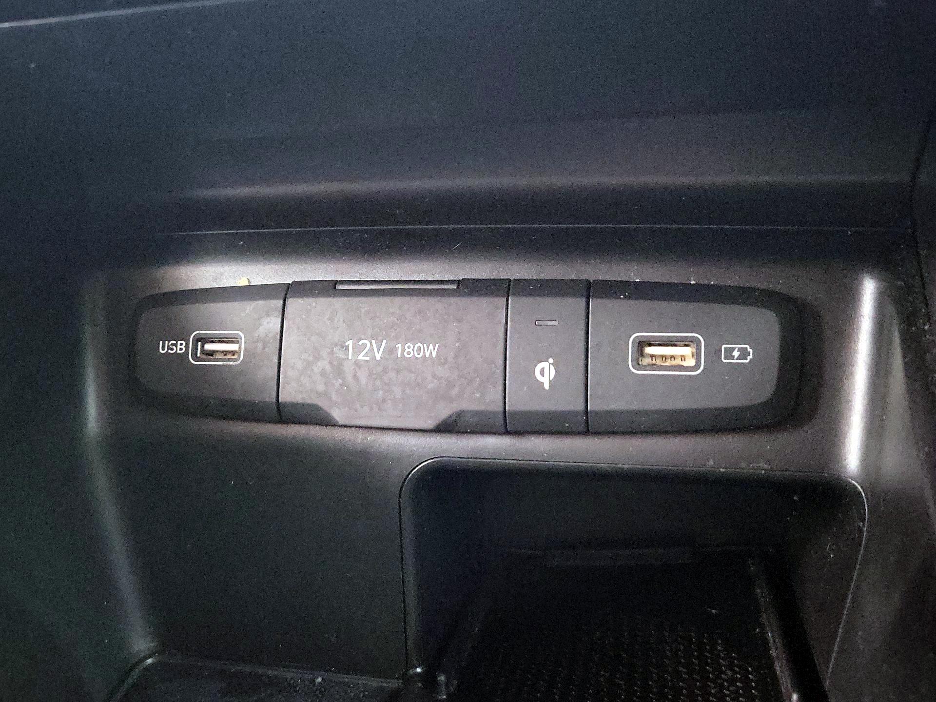 Thumbnail: 2023 Hyundai Santa Cruz - 18