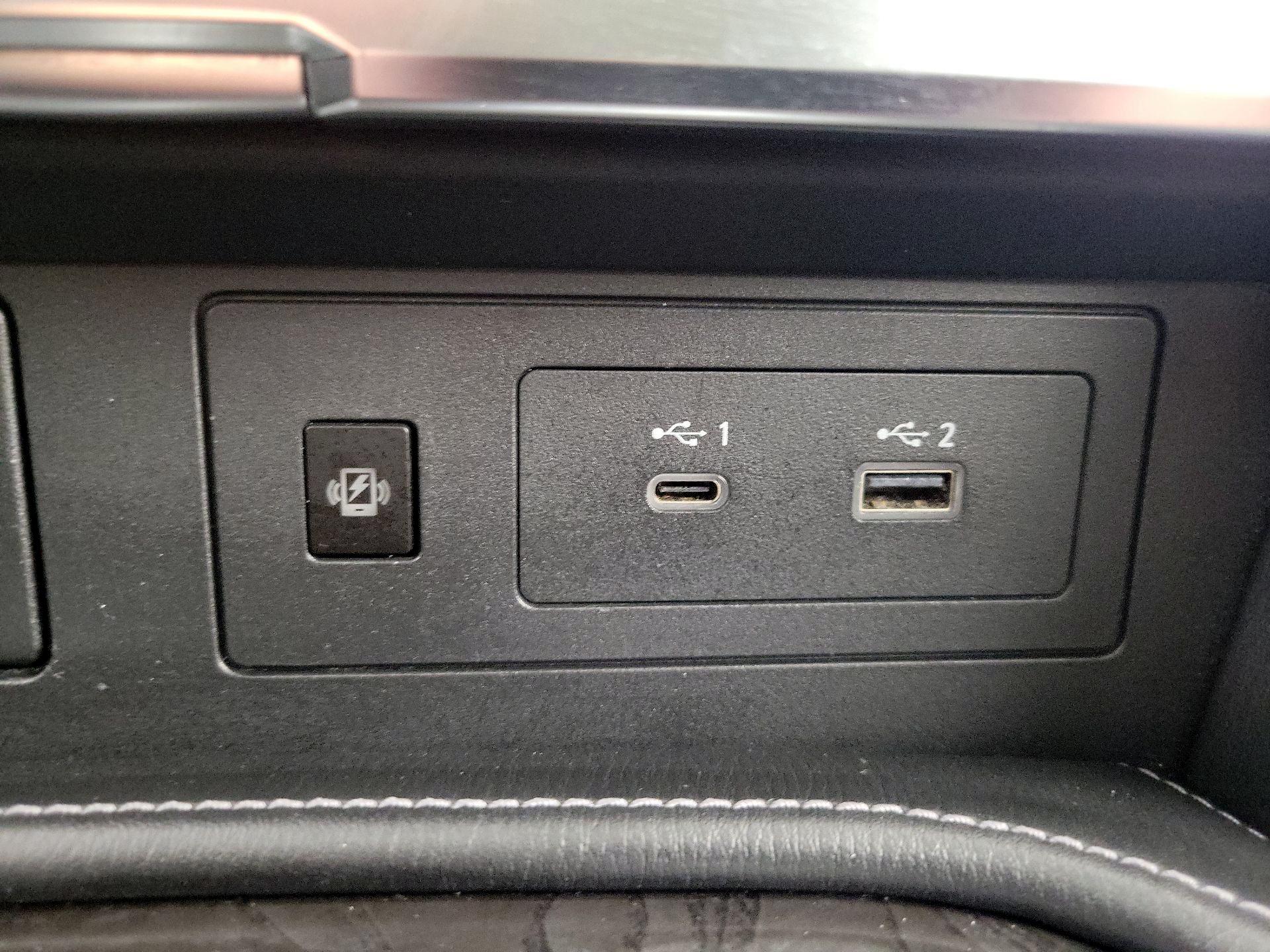 Thumbnail: 2024 INFINITI QX80 - 19