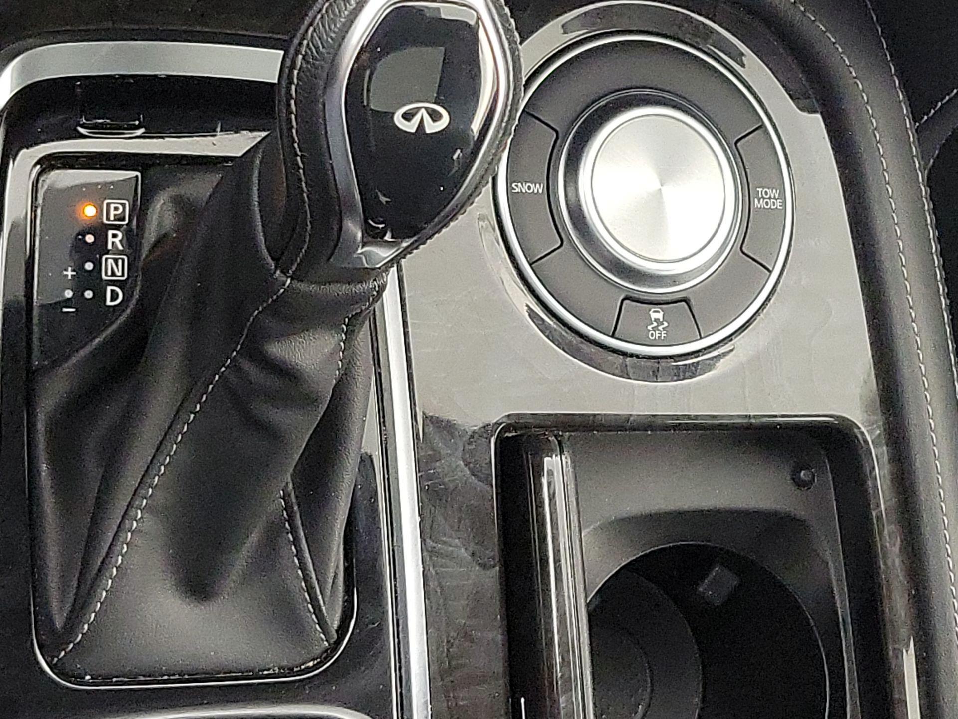 Thumbnail: 2024 INFINITI QX80 - 18