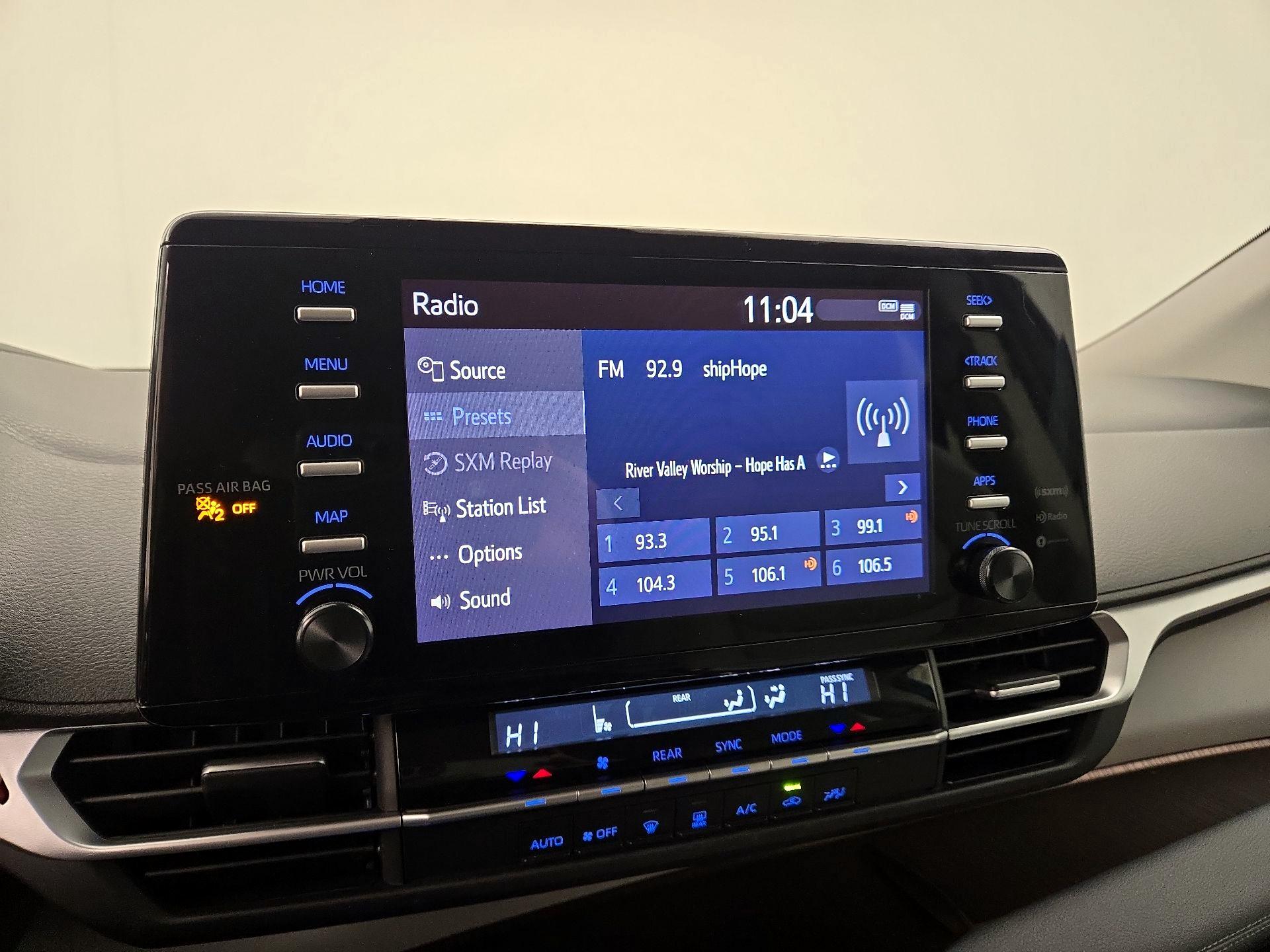 Thumbnail: 2024 Toyota Sienna - 15