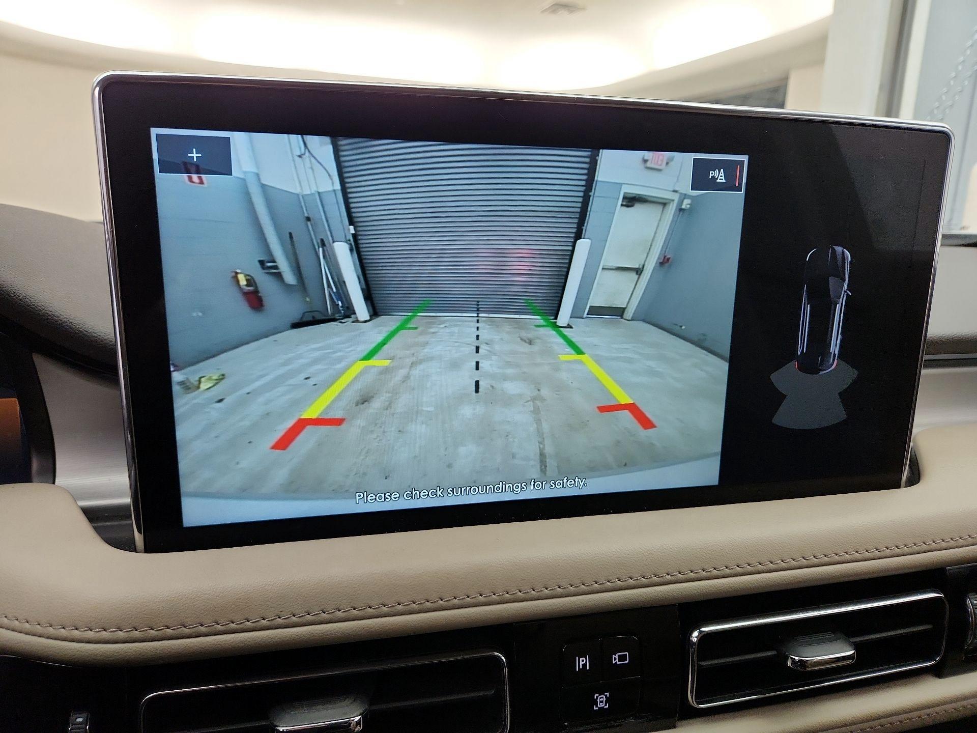 Thumbnail: 2023 Lincoln Nautilus - 15