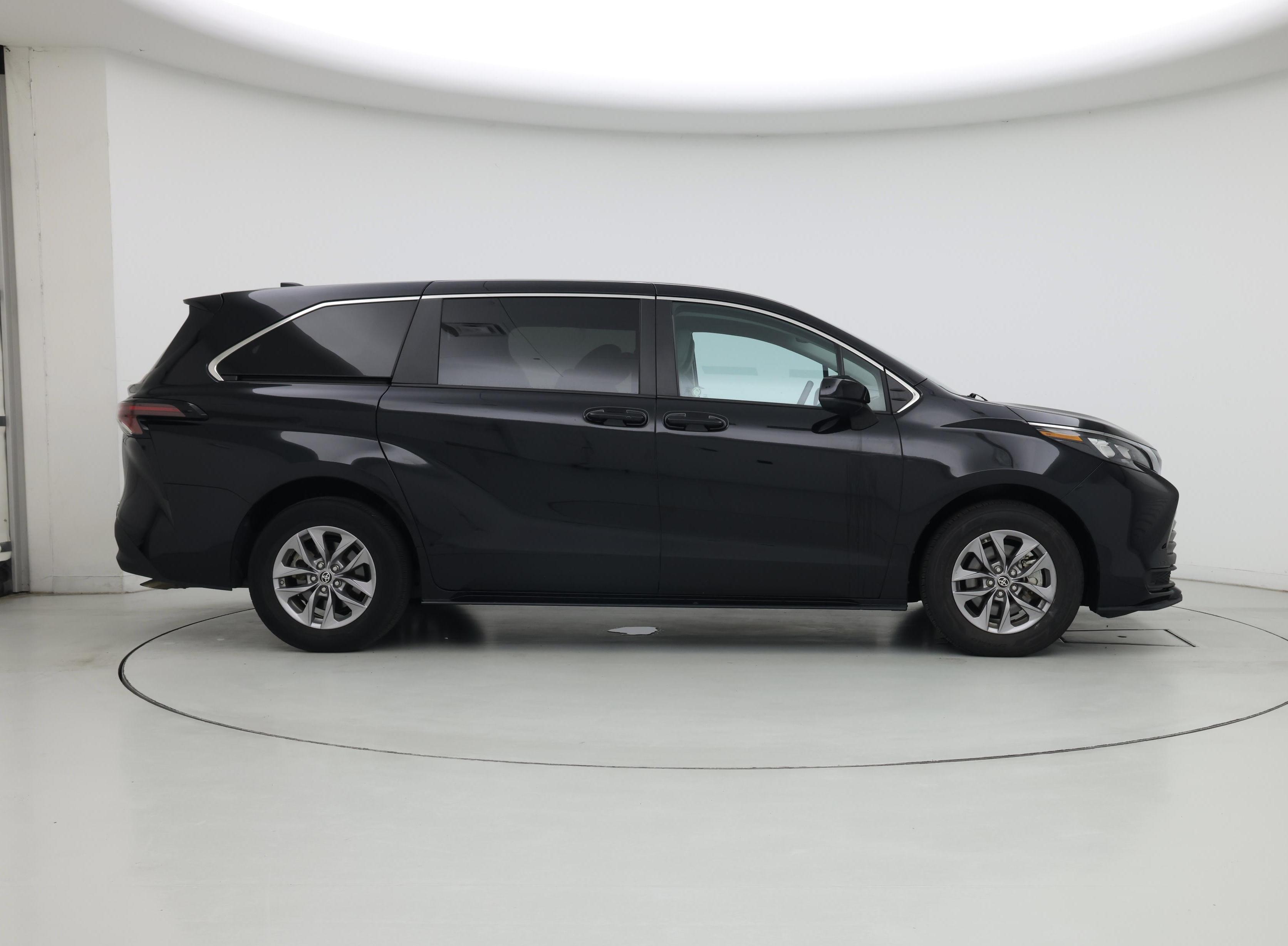 Thumbnail: 2024 Toyota Sienna - 7