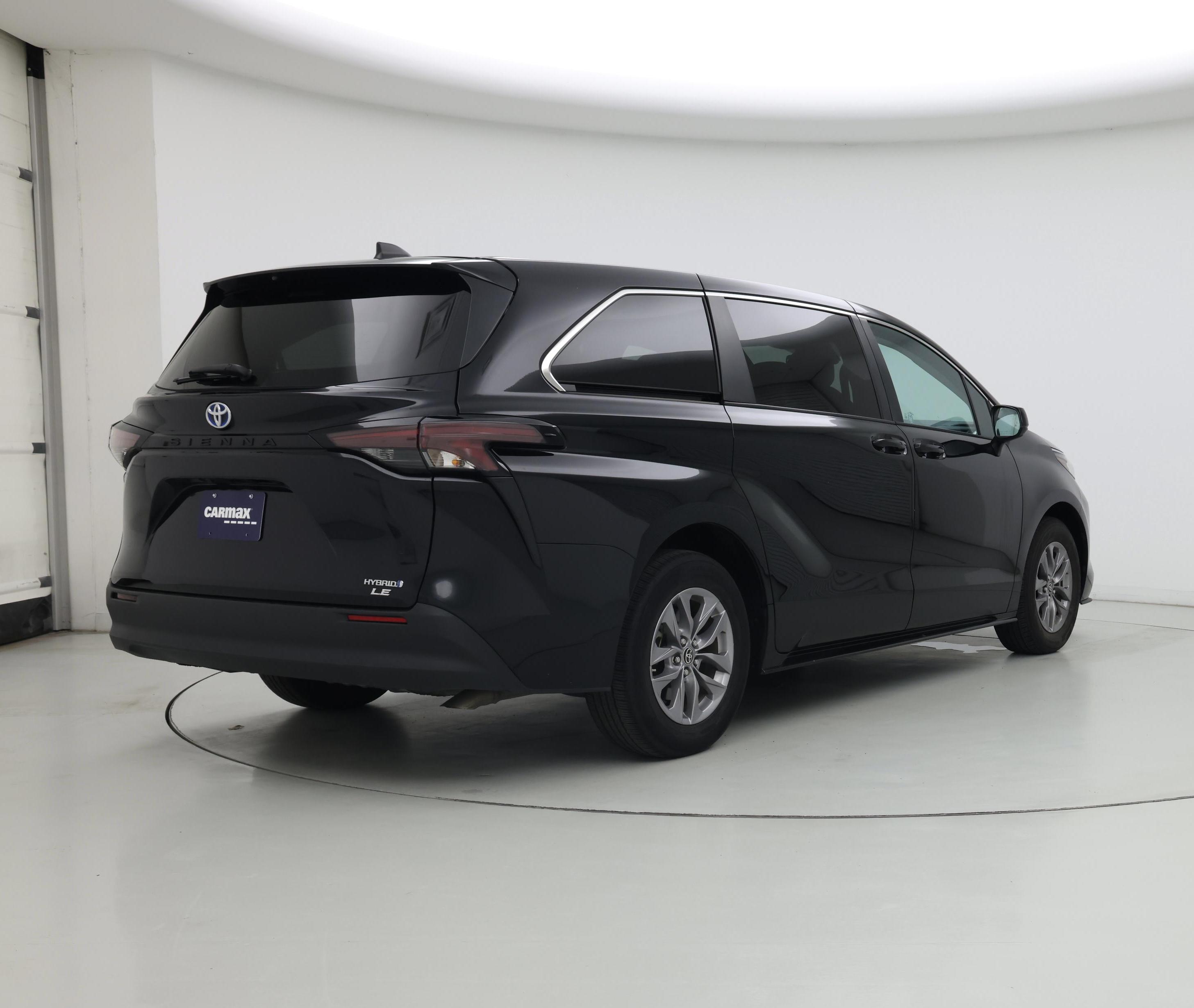 Thumbnail: 2024 Toyota Sienna - 8