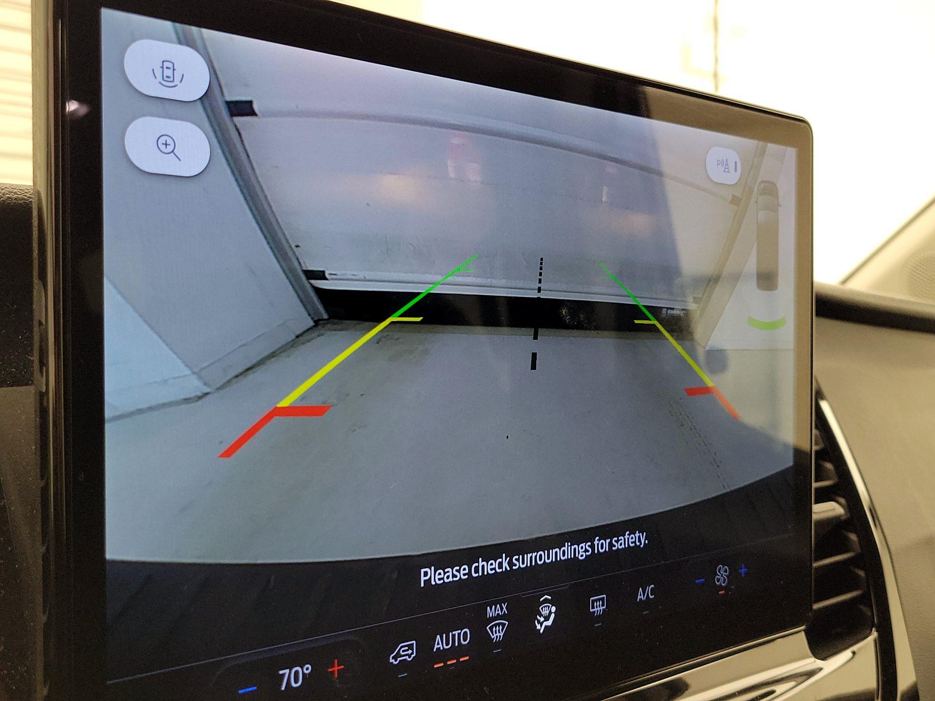 Thumbnail: 2023 Ford Transit Series - 15