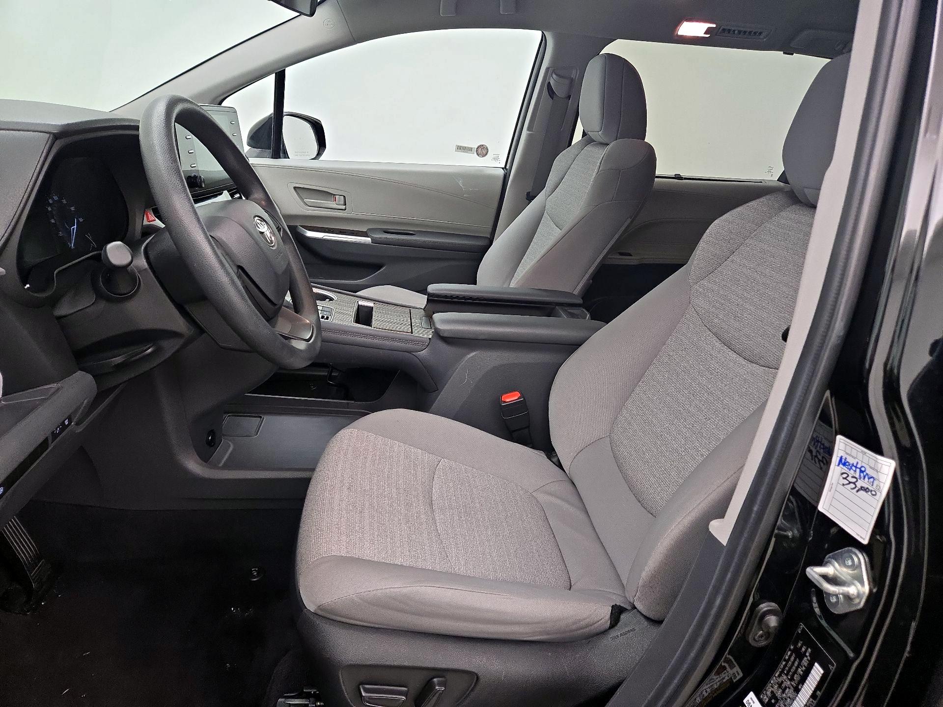 Thumbnail: 2024 Toyota Sienna - 11