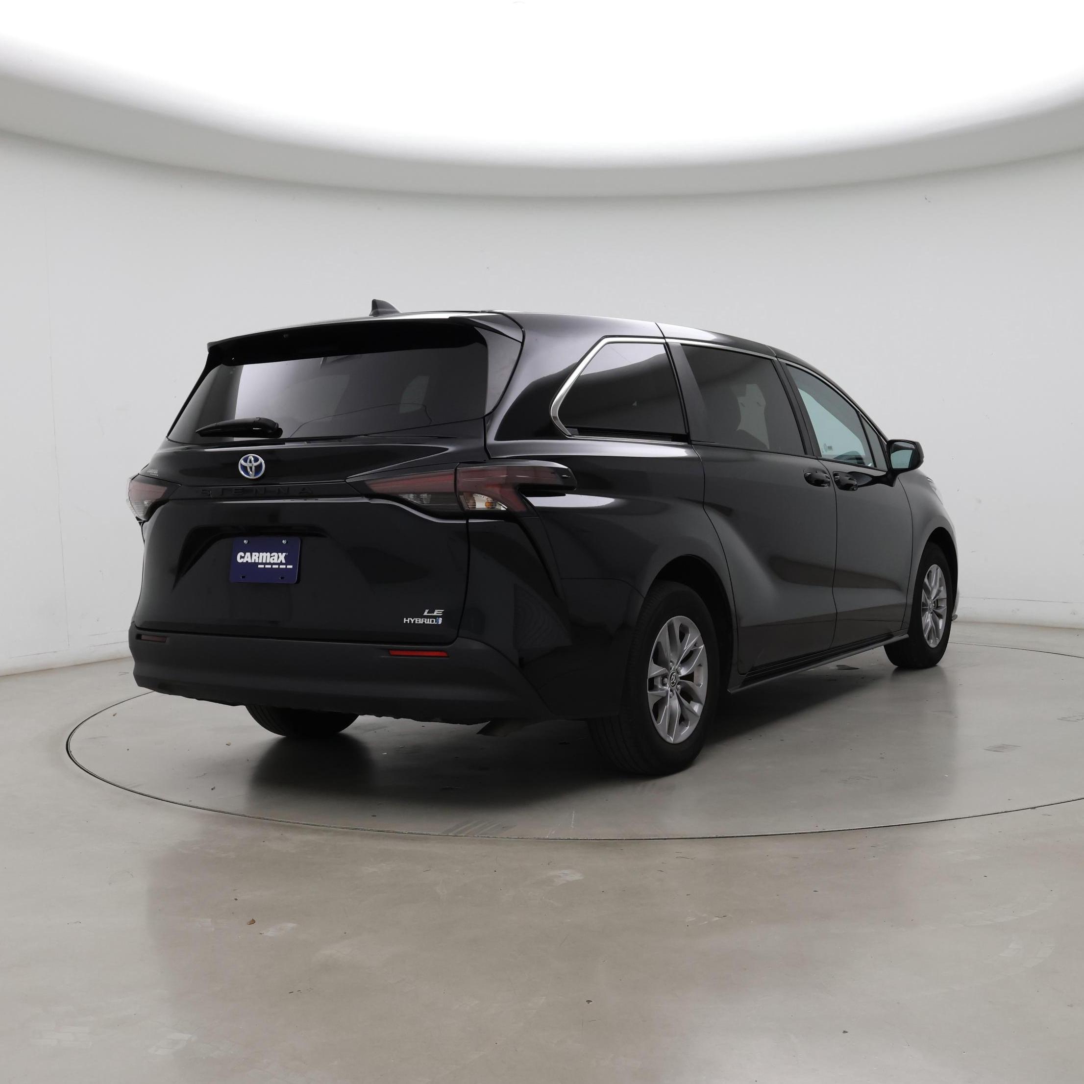 Thumbnail: 2024 Toyota Sienna - 8