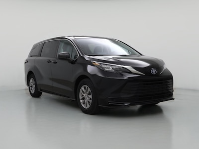 2024 Toyota Sienna Hybrid LE