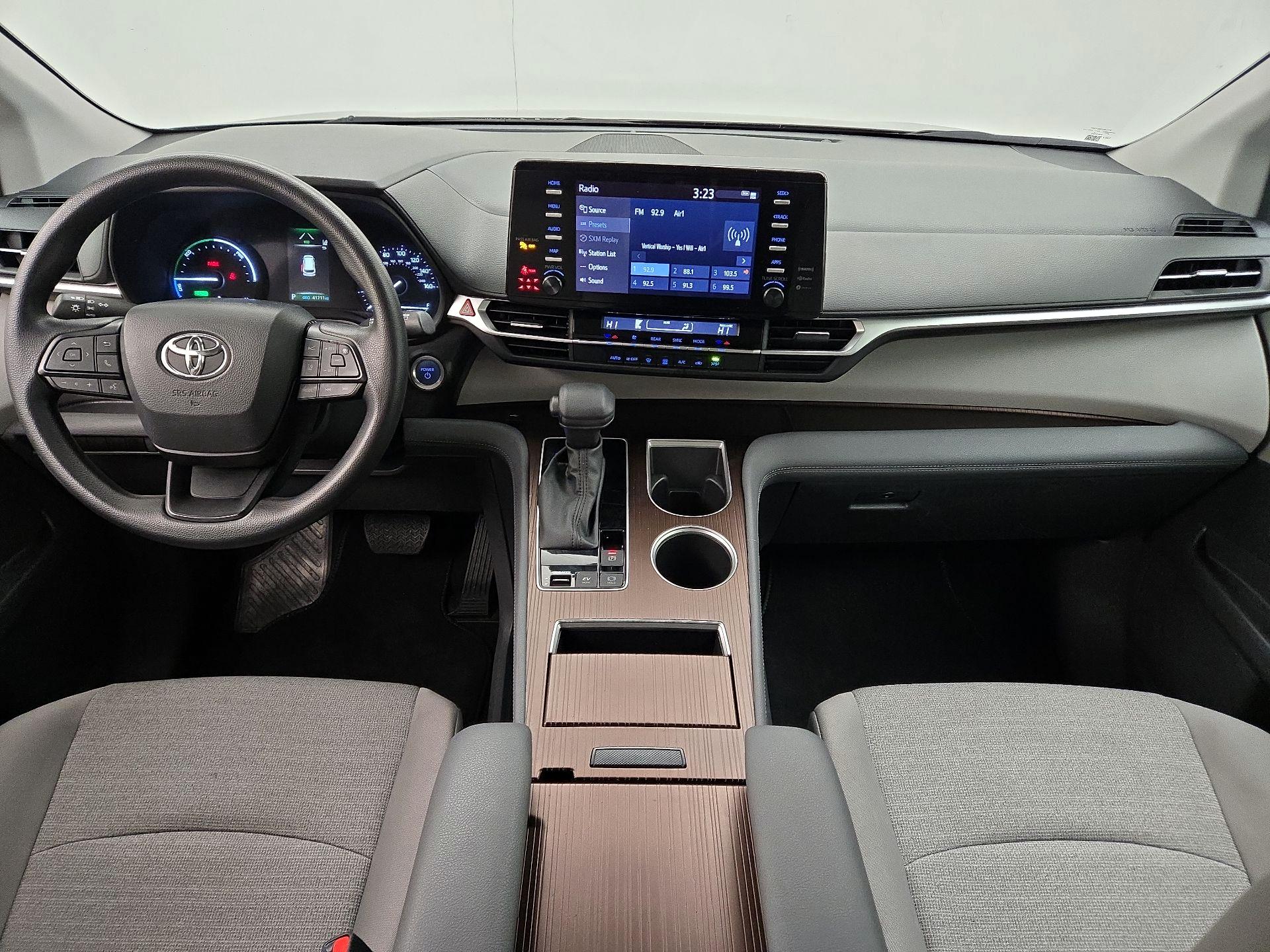 Thumbnail: 2024 Toyota Sienna - 9