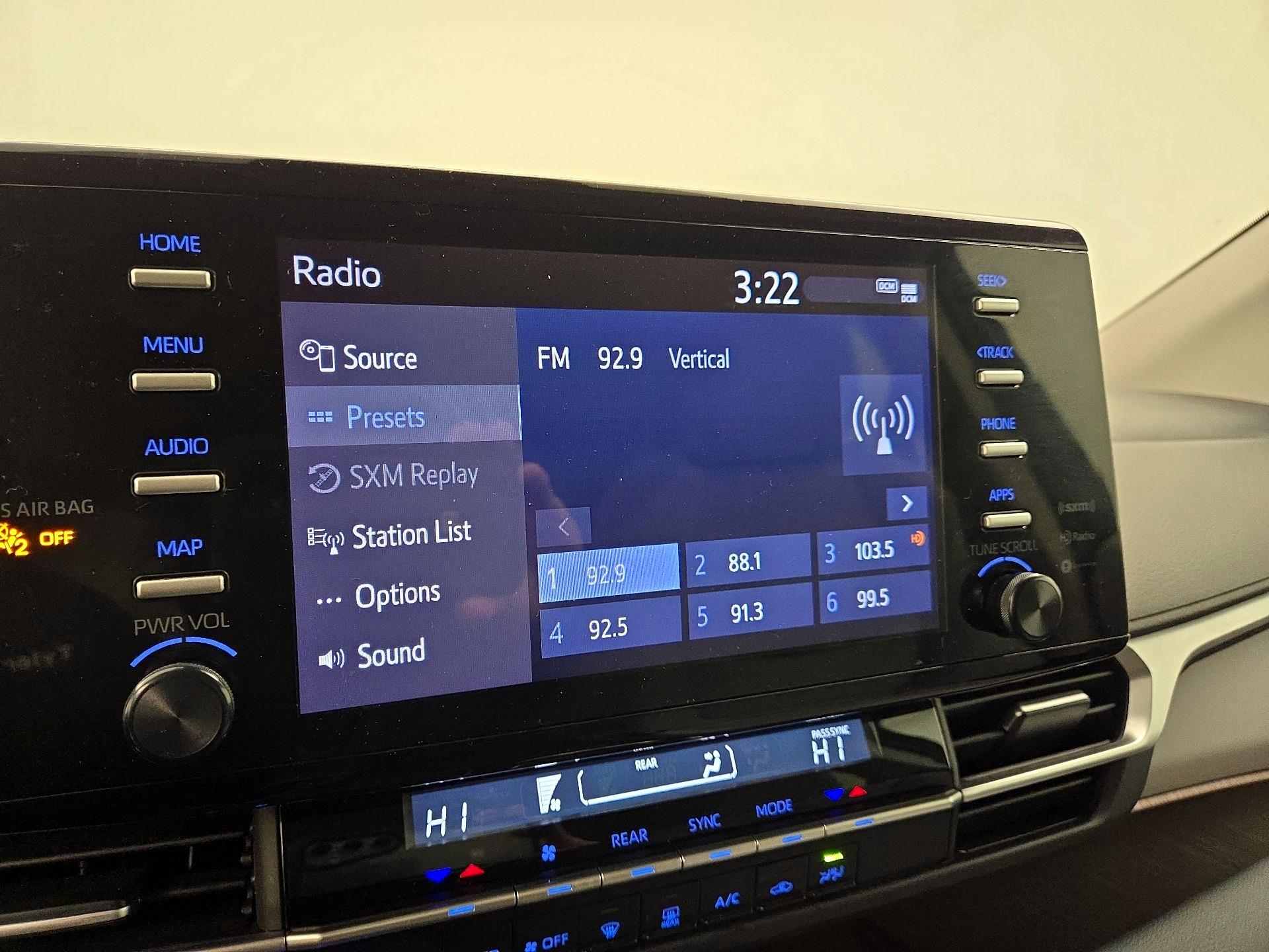 Thumbnail: 2024 Toyota Sienna - 15