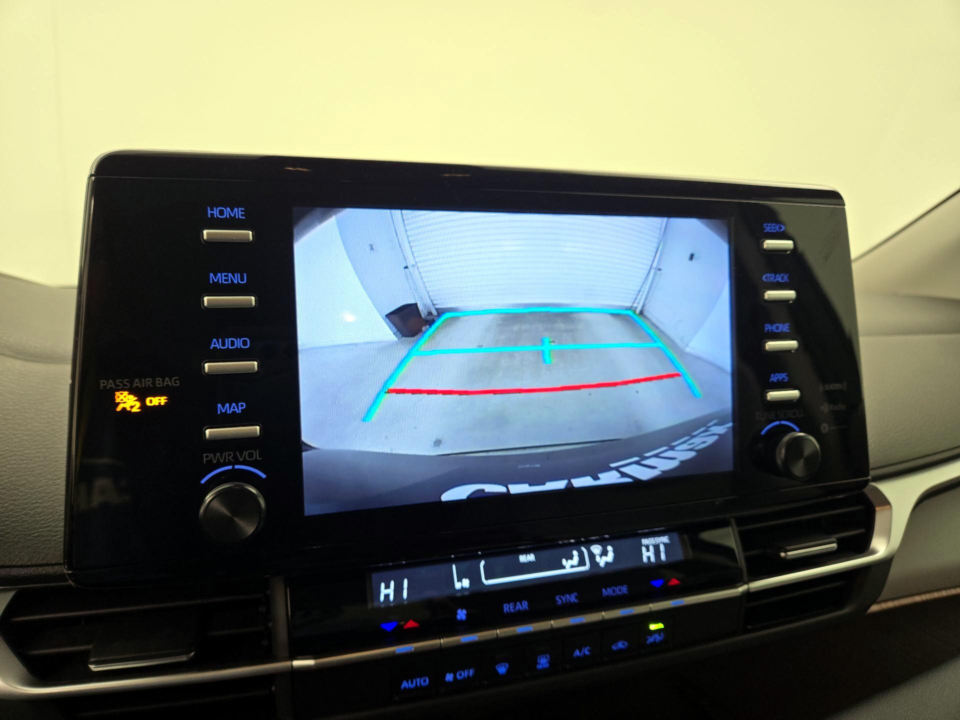 Thumbnail: 2024 Toyota Sienna - 14