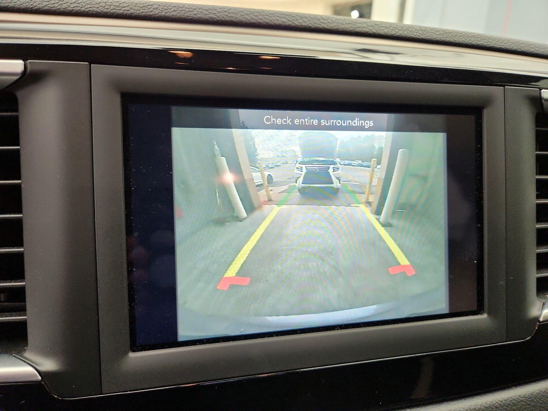 Thumbnail: 2021 Chrysler Voyager - 14