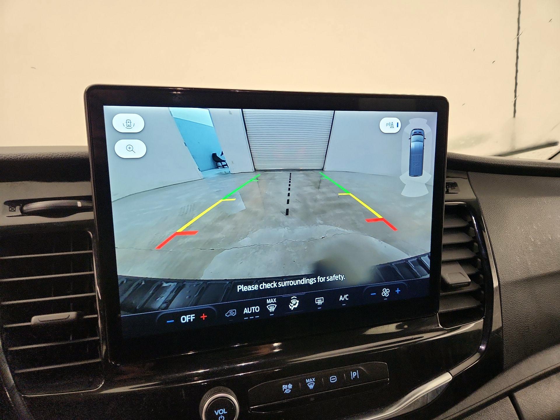 Thumbnail: 2023 Ford Transit Series - 15