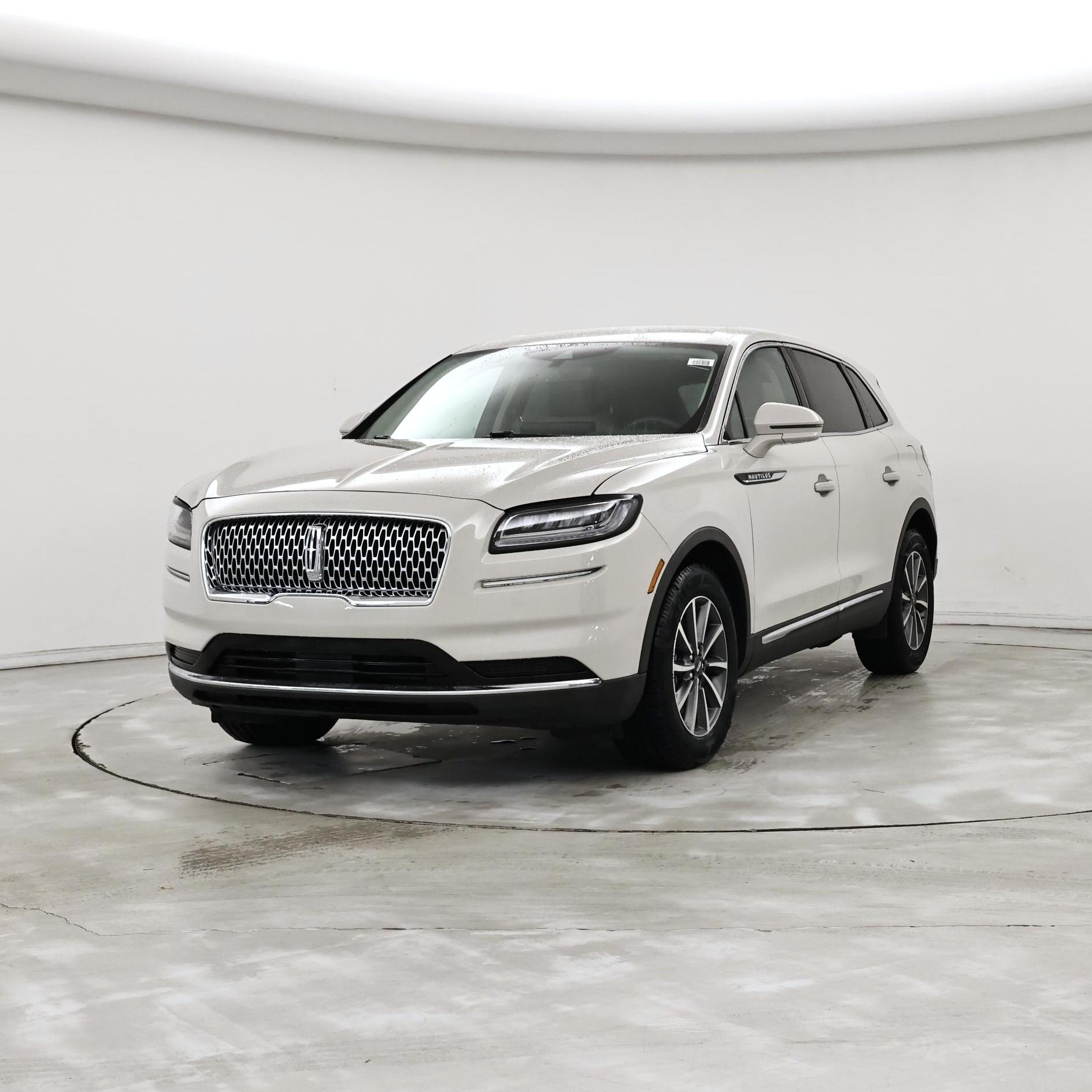 Thumbnail: 2022 Lincoln Nautilus - 4