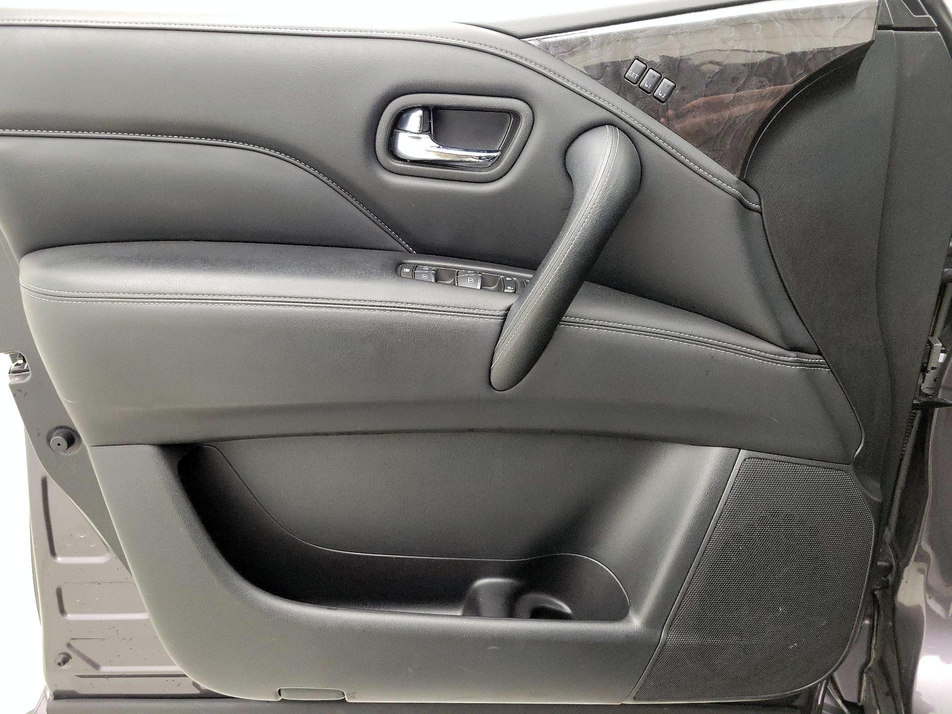 Thumbnail: 2024 INFINITI QX80 - 12