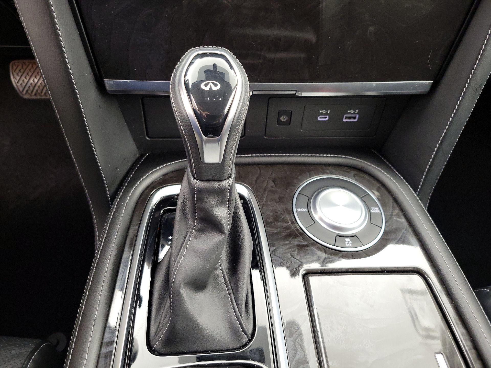 Thumbnail: 2024 INFINITI QX80 - 18