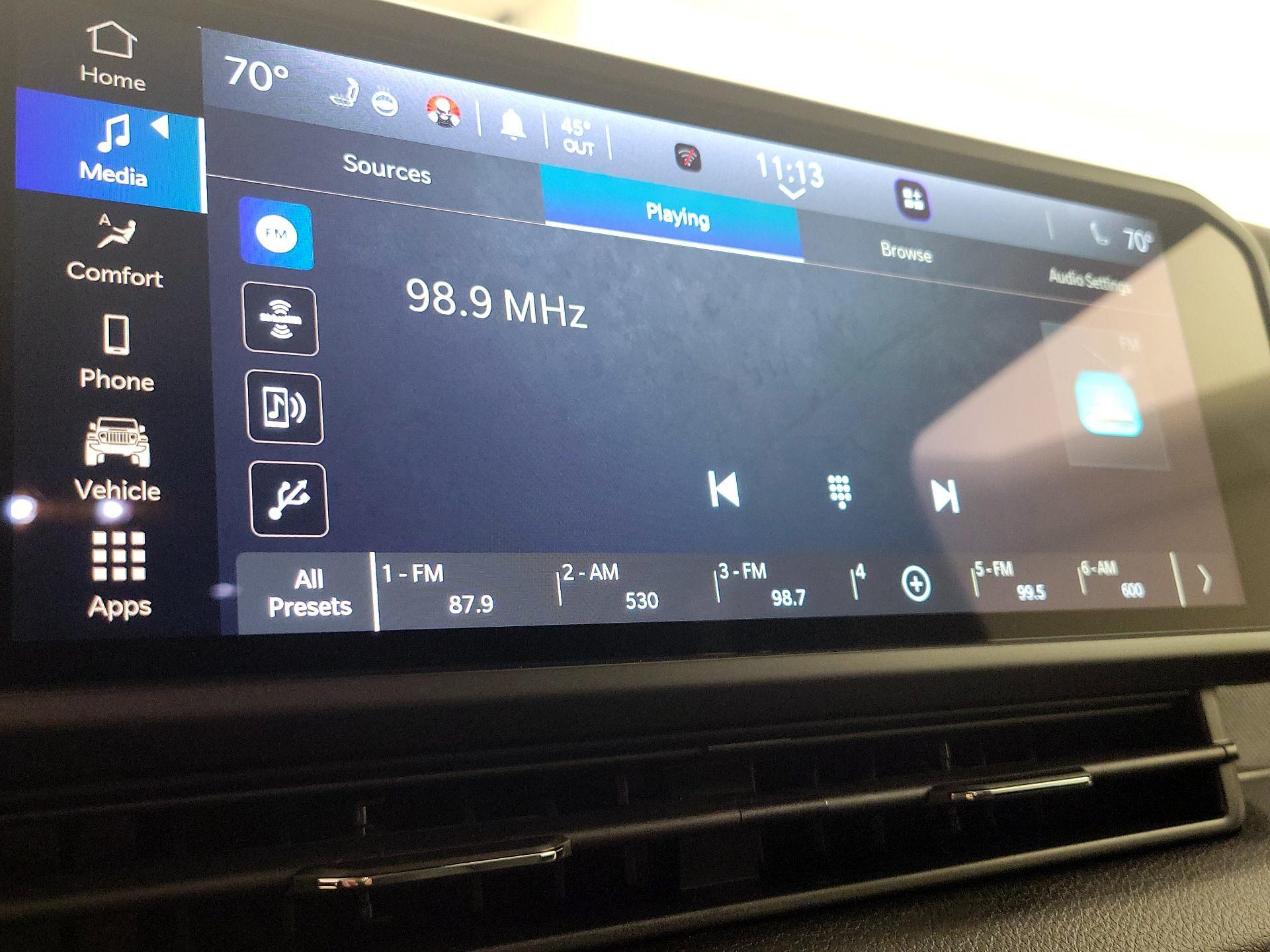 Thumbnail: 2024 Jeep Gladiator - 15