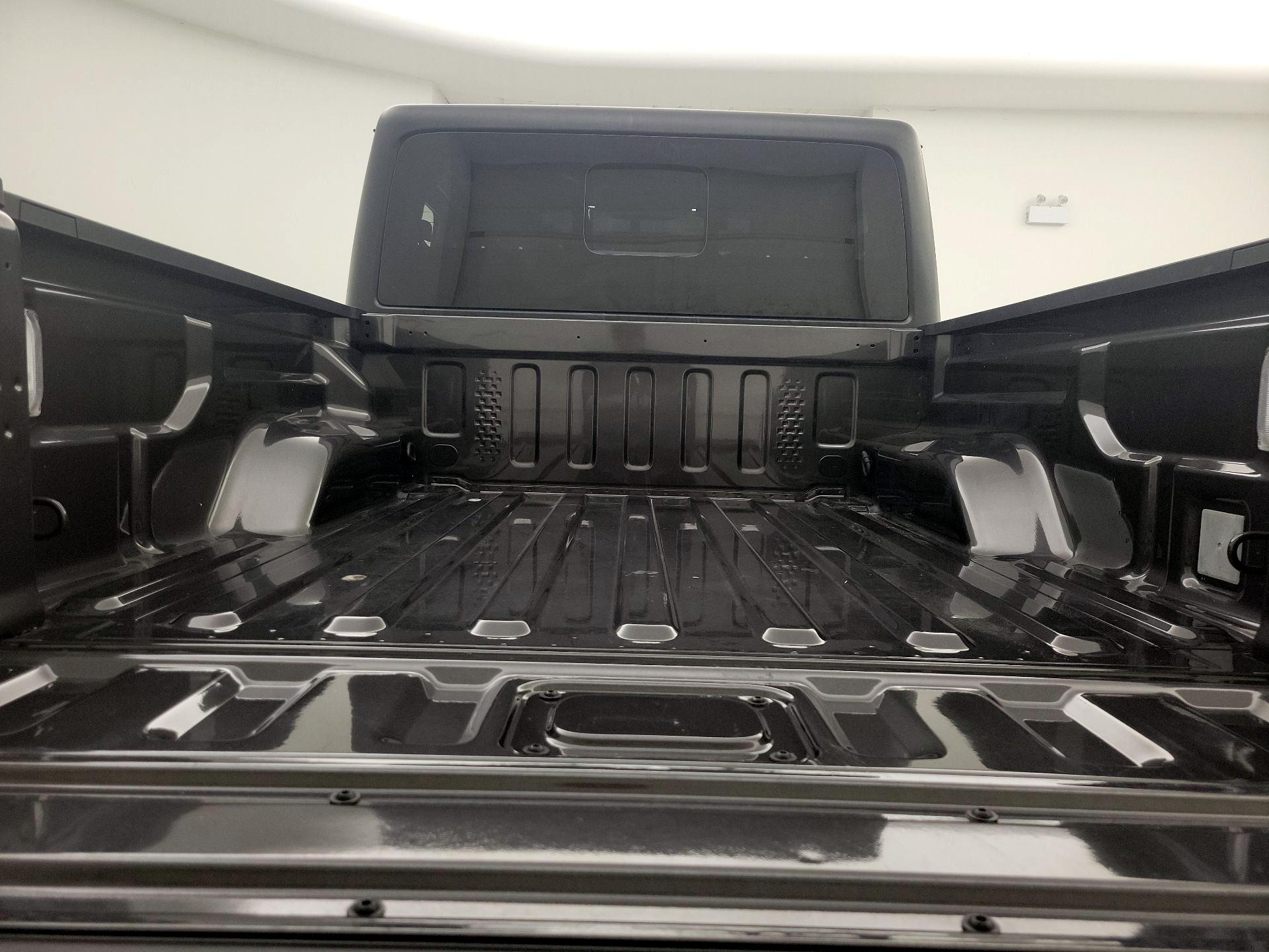 Thumbnail: 2024 Jeep Gladiator - 20