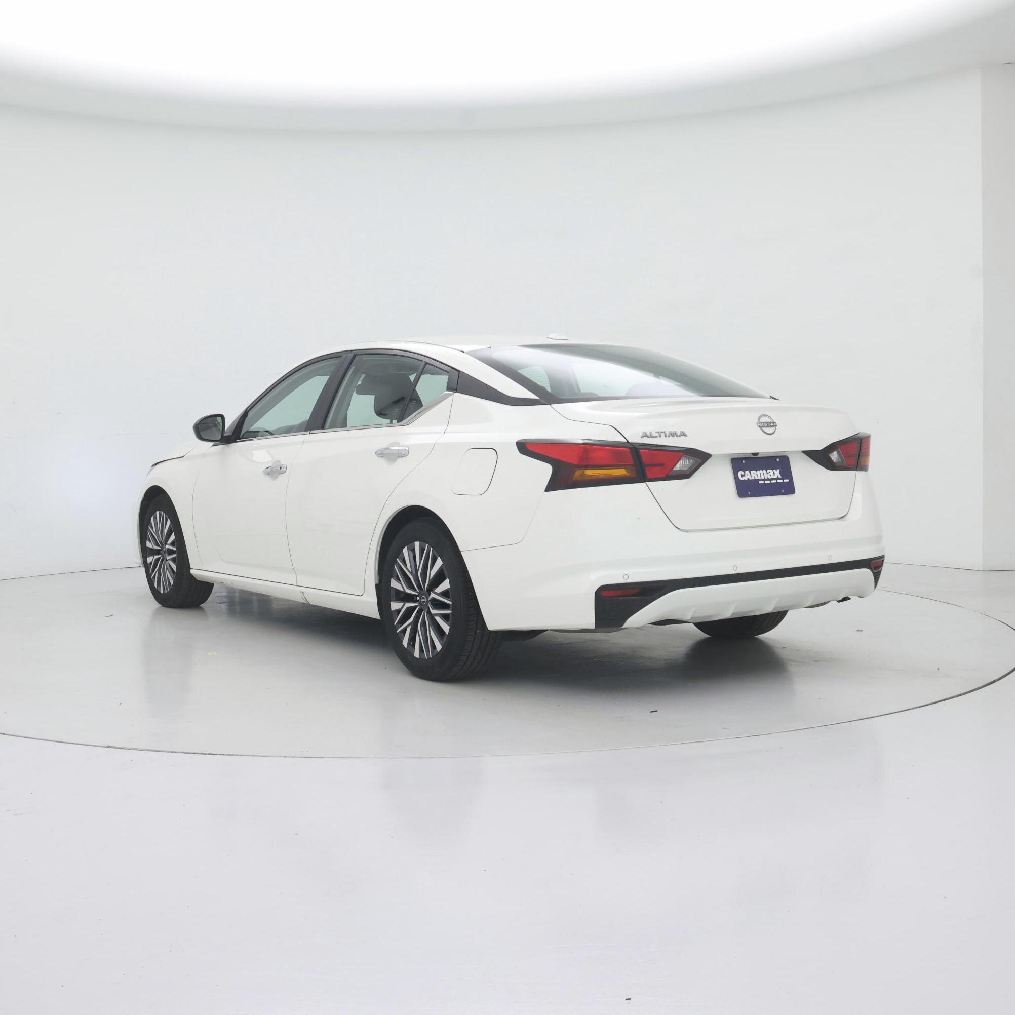 Thumbnail: 2025 Nissan Altima - 2