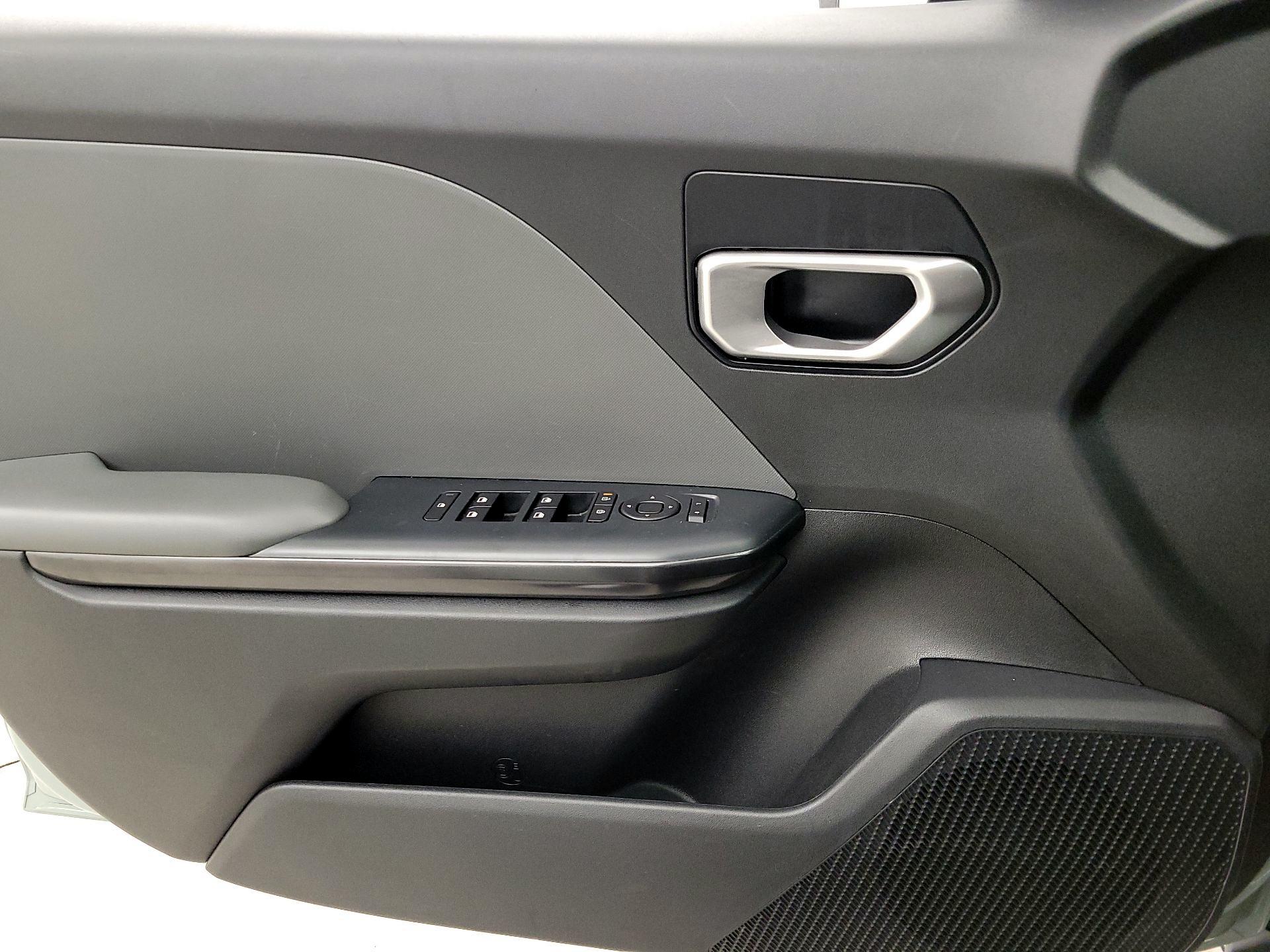 Thumbnail: 2025 Kia K4 - 12