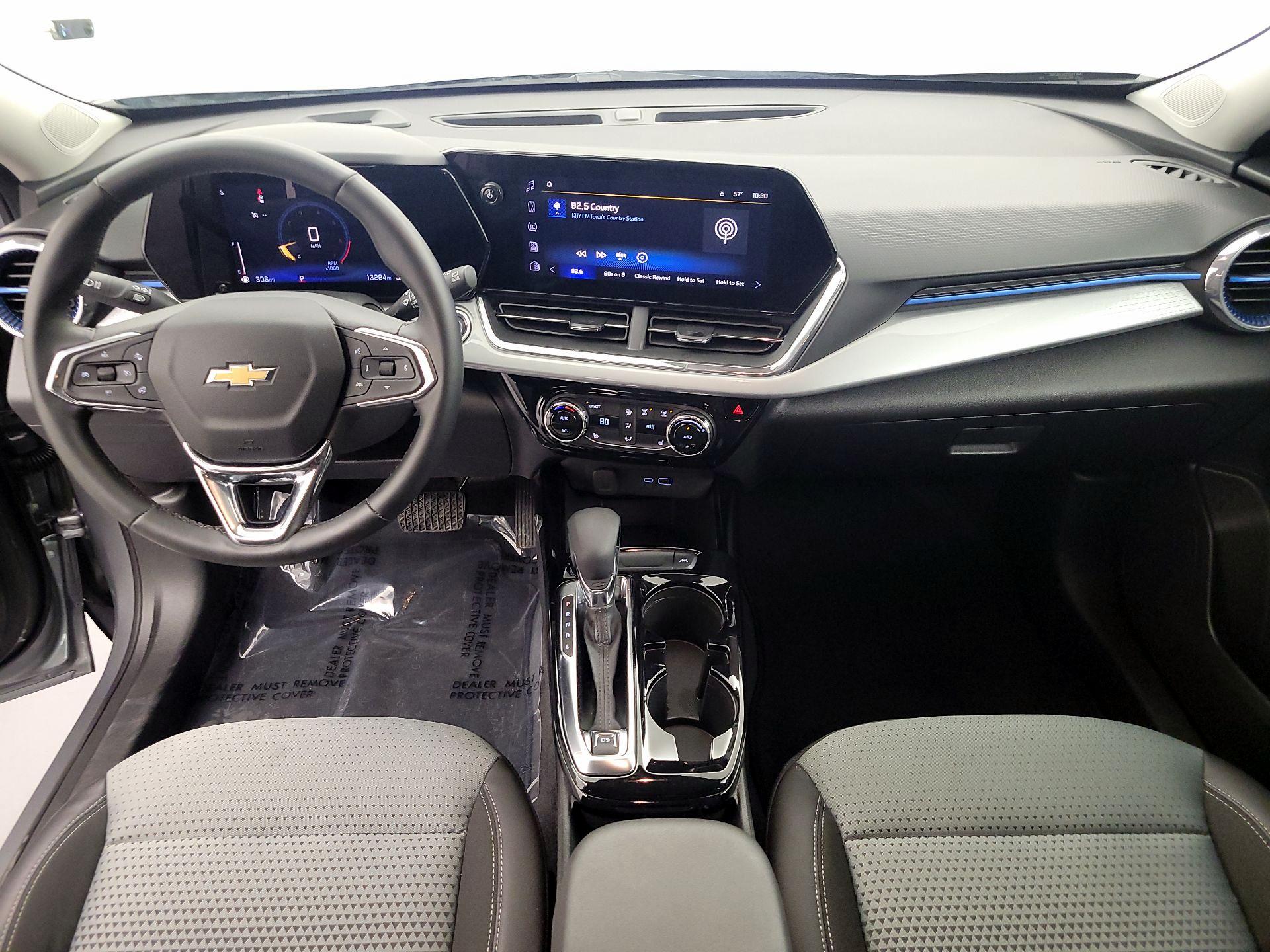 Thumbnail: 2025 Chevrolet Trax - 9