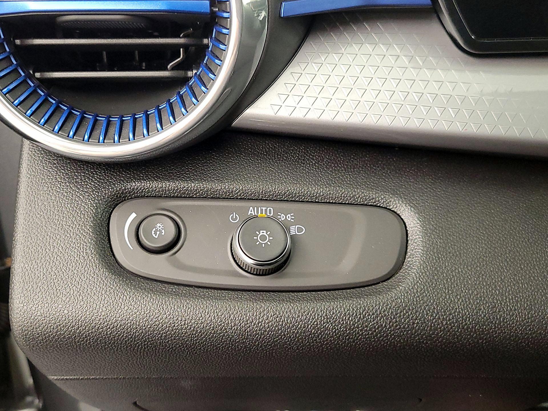 Thumbnail: 2025 Chevrolet Trax - 13