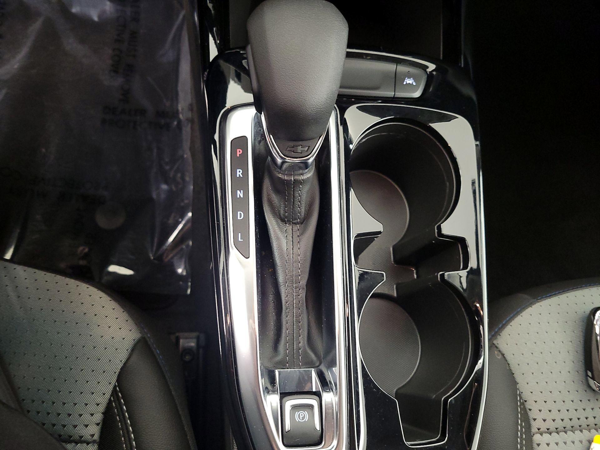 Thumbnail: 2025 Chevrolet Trax - 17