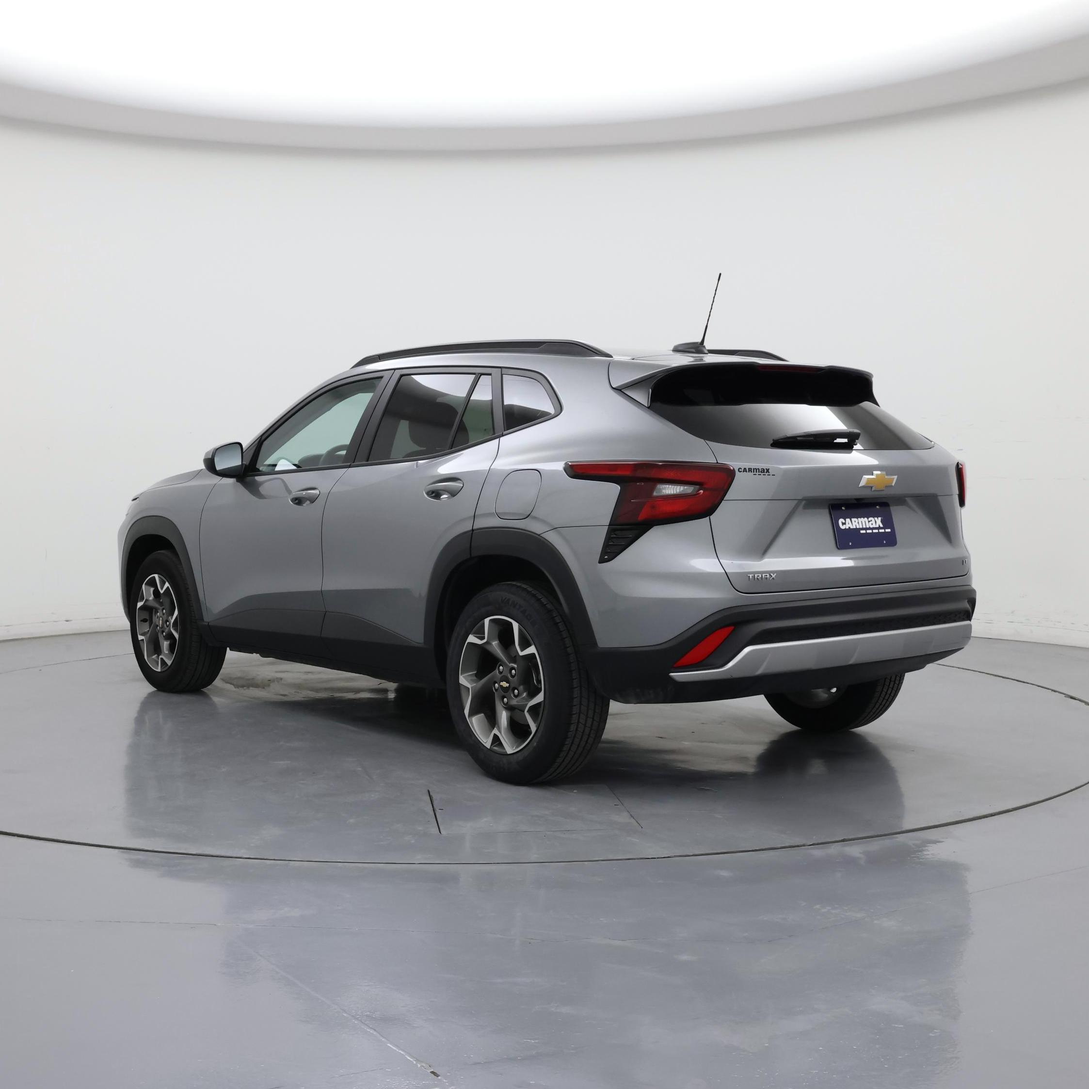 Thumbnail: 2025 Chevrolet Trax - 2