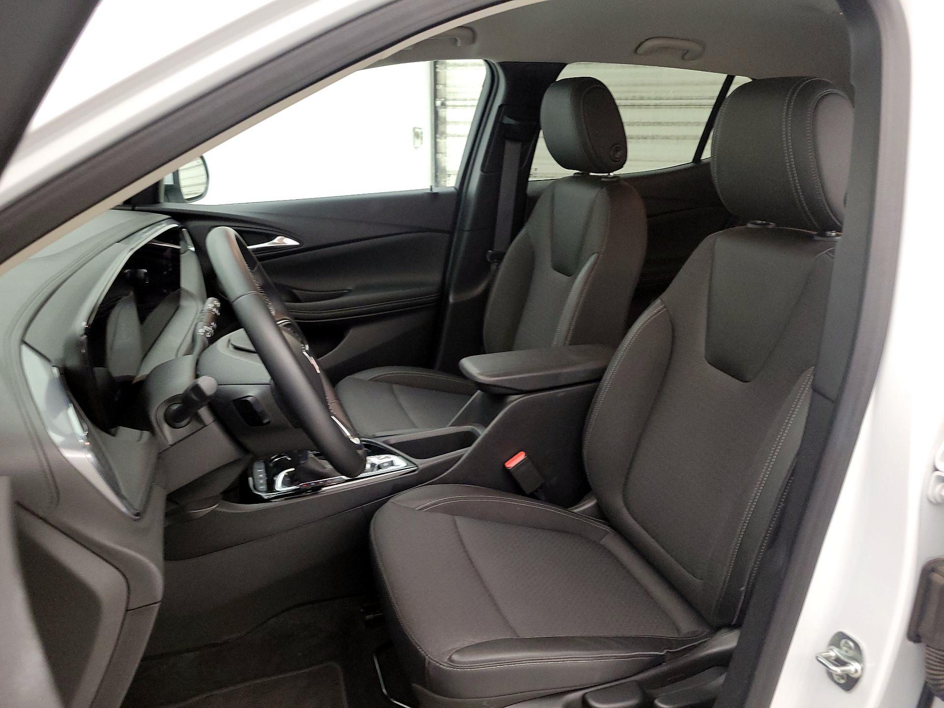 Thumbnail: 2025 Buick Encore GX - 11