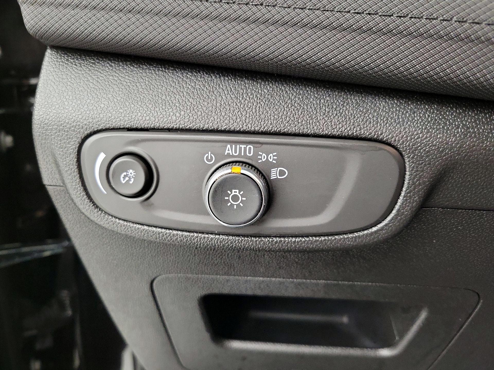 Thumbnail: 2025 Chevrolet TrailBlazer - 13