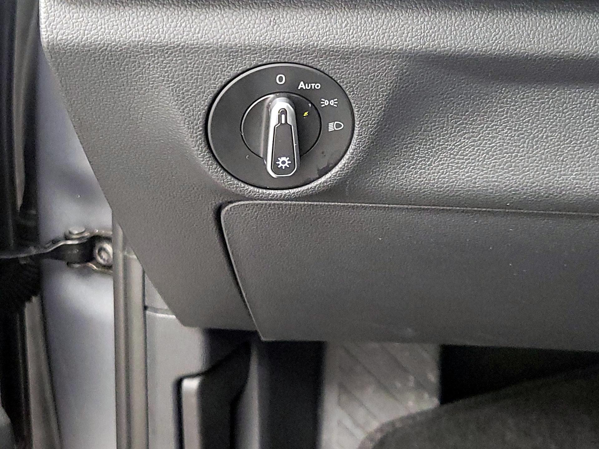 Thumbnail: 2025 Volkswagen Jetta - 13