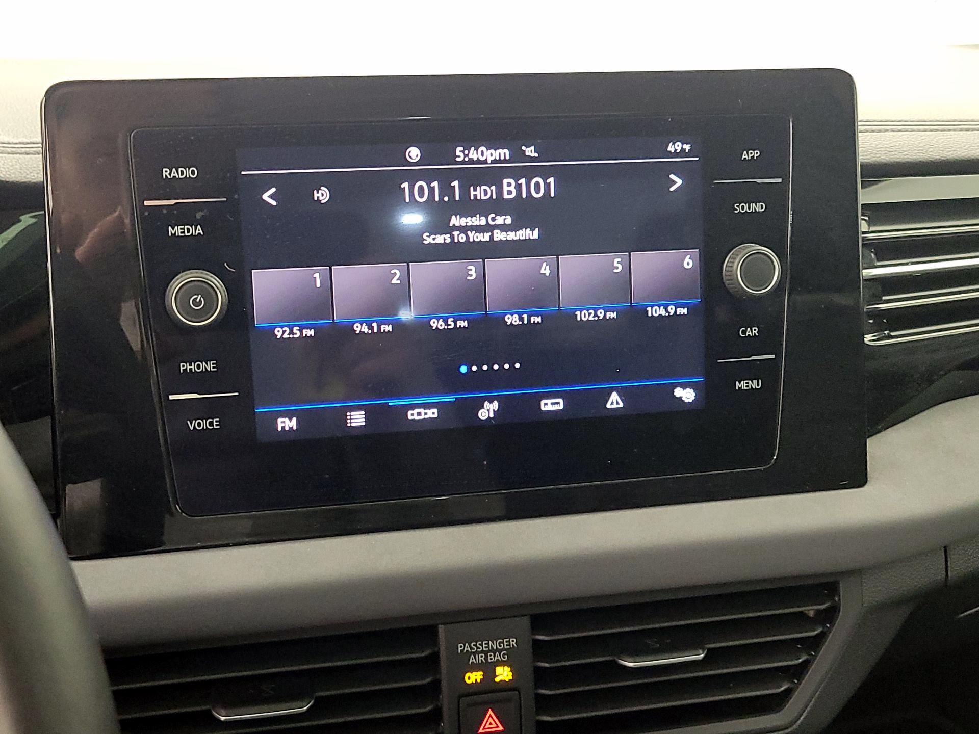 Thumbnail: 2025 Volkswagen Jetta - 15