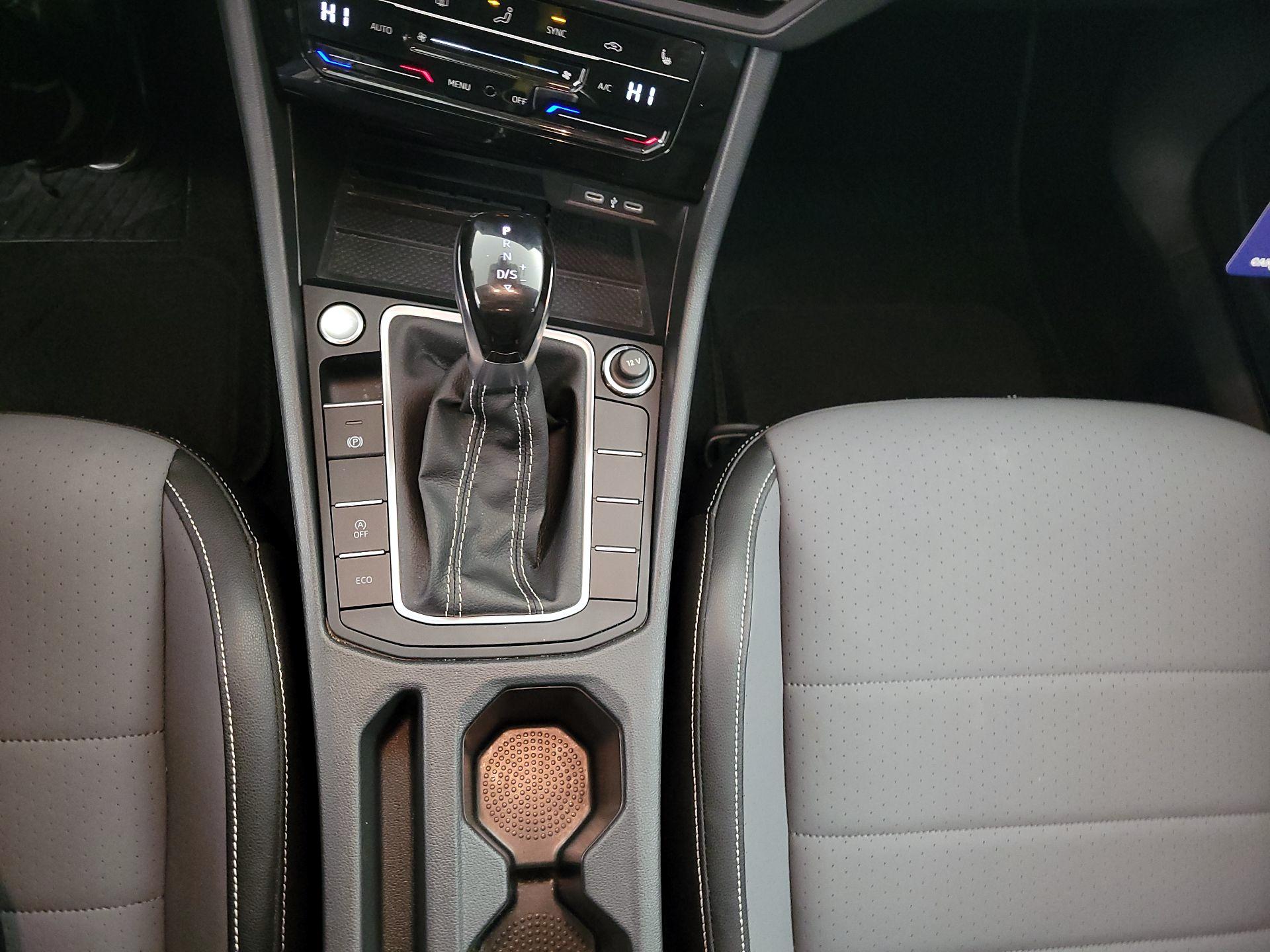 Thumbnail: 2025 Volkswagen Jetta - 17