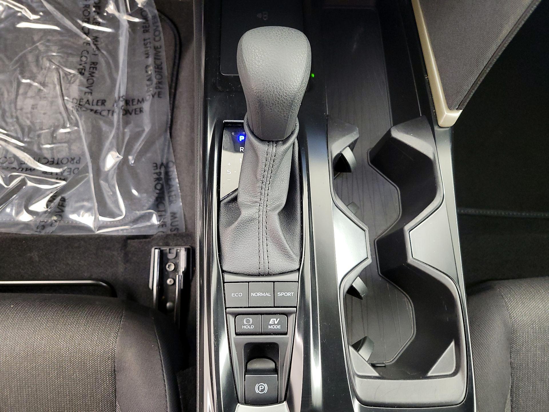 Thumbnail: 2025 Toyota Camry - 18