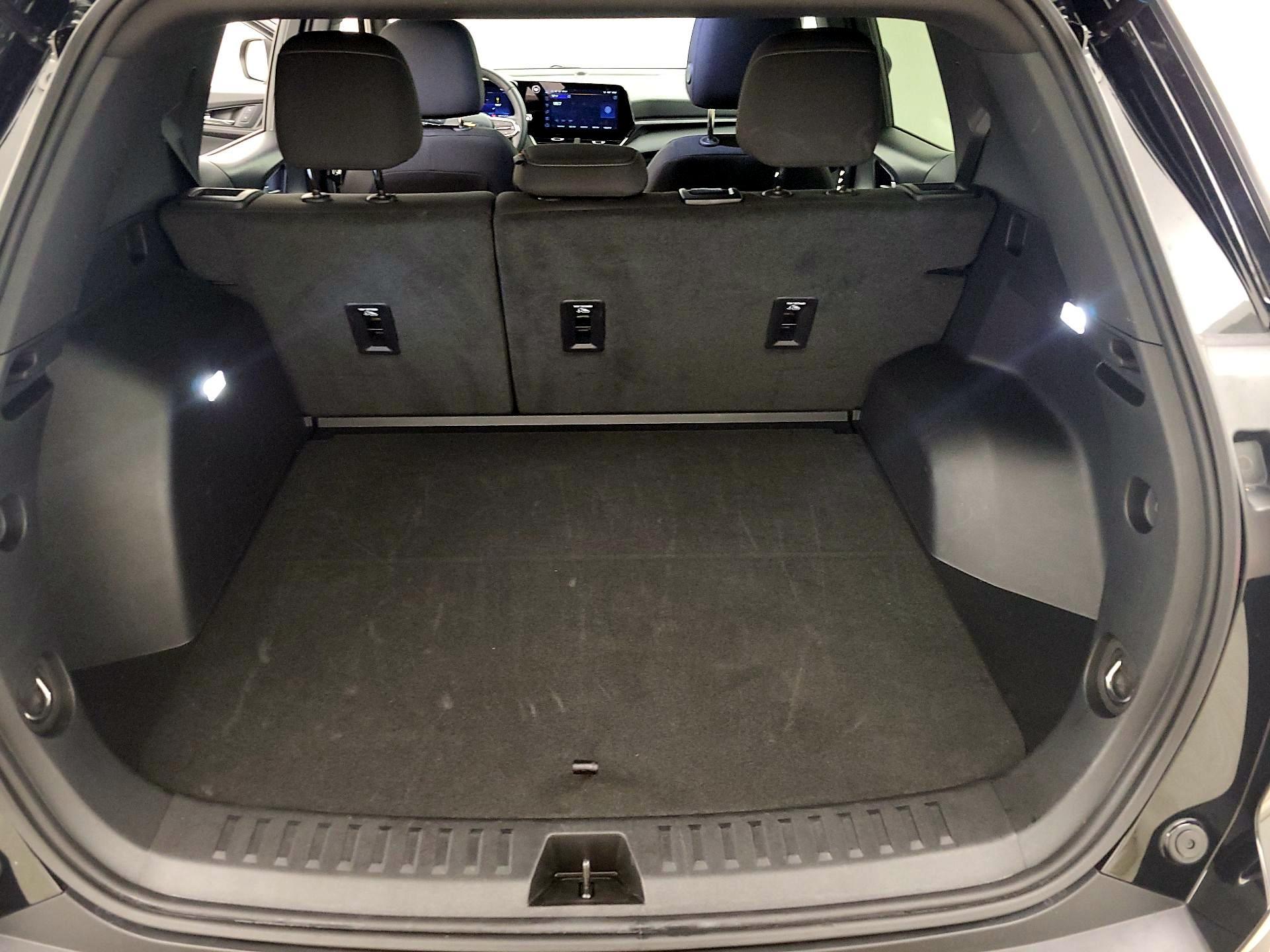 Thumbnail: 2025 Chevrolet Equinox - 20