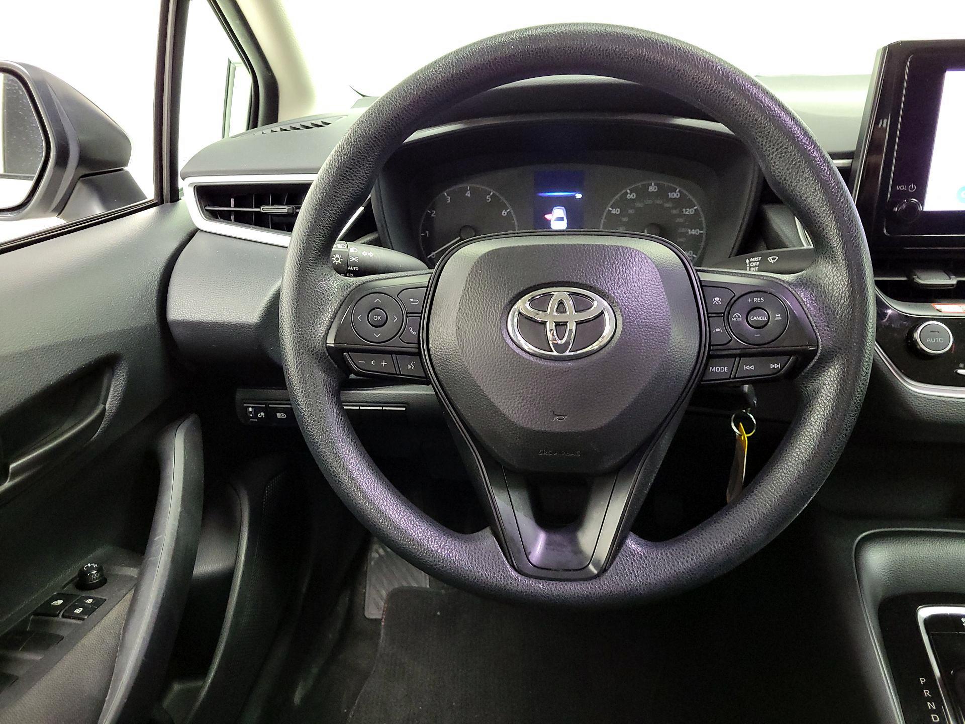 Thumbnail: 2025 Toyota Corolla - 10