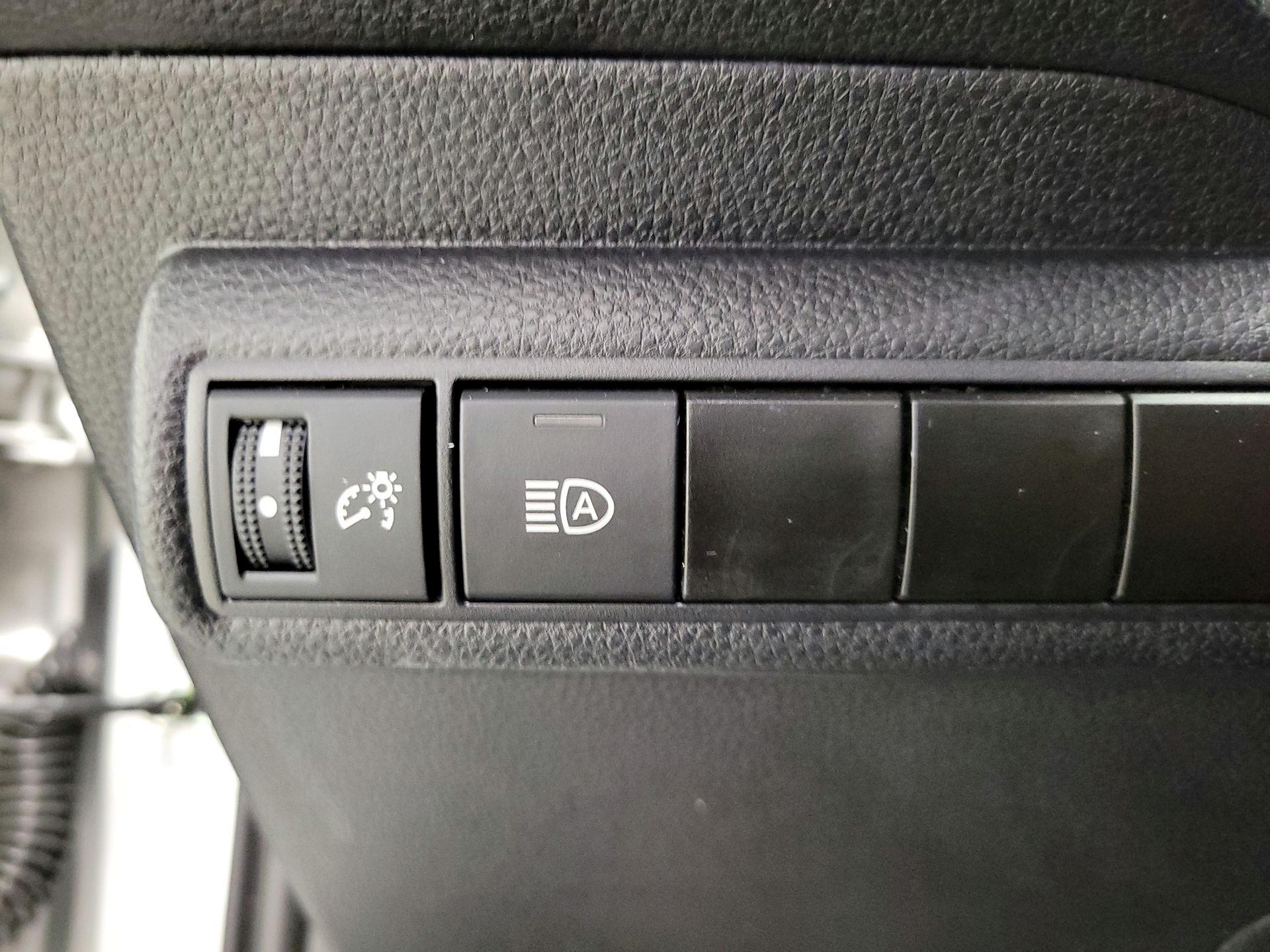 Thumbnail: 2025 Toyota Corolla - 13