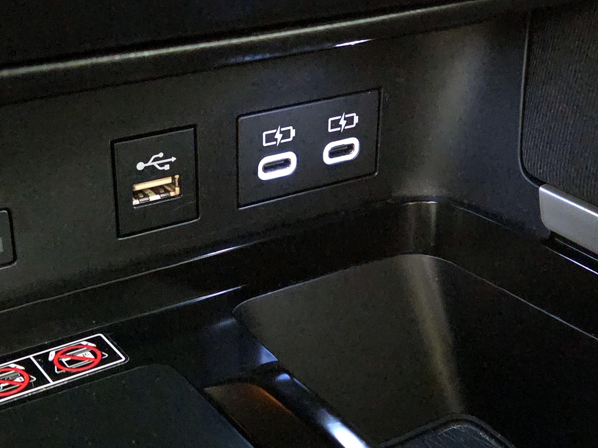 Thumbnail: 2025 Toyota Camry - 18