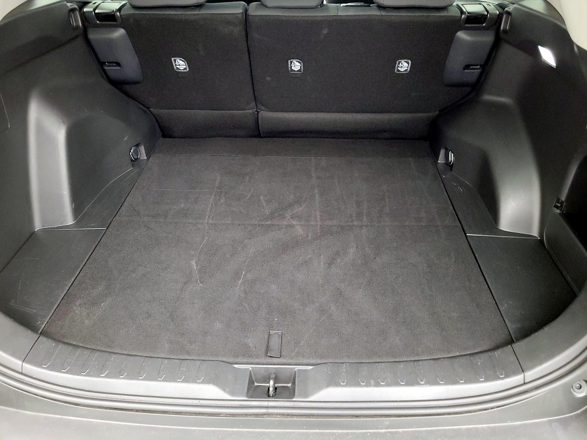 Thumbnail: 2025 Toyota RAV4 - 16